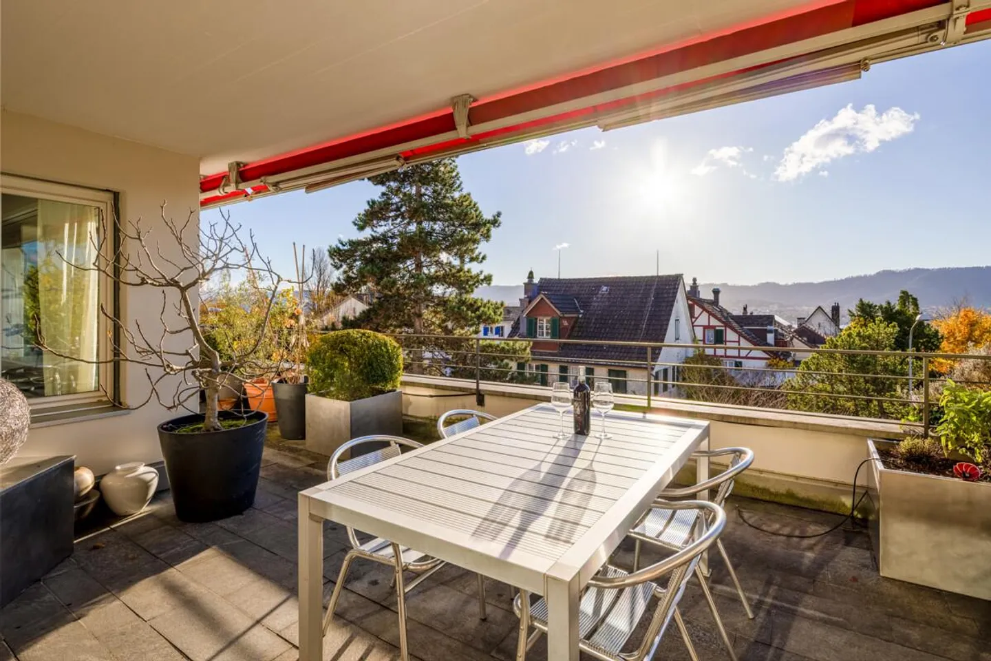 Appartement en attique avec vue à Zurich Seefeld - Photo 1 sur 5