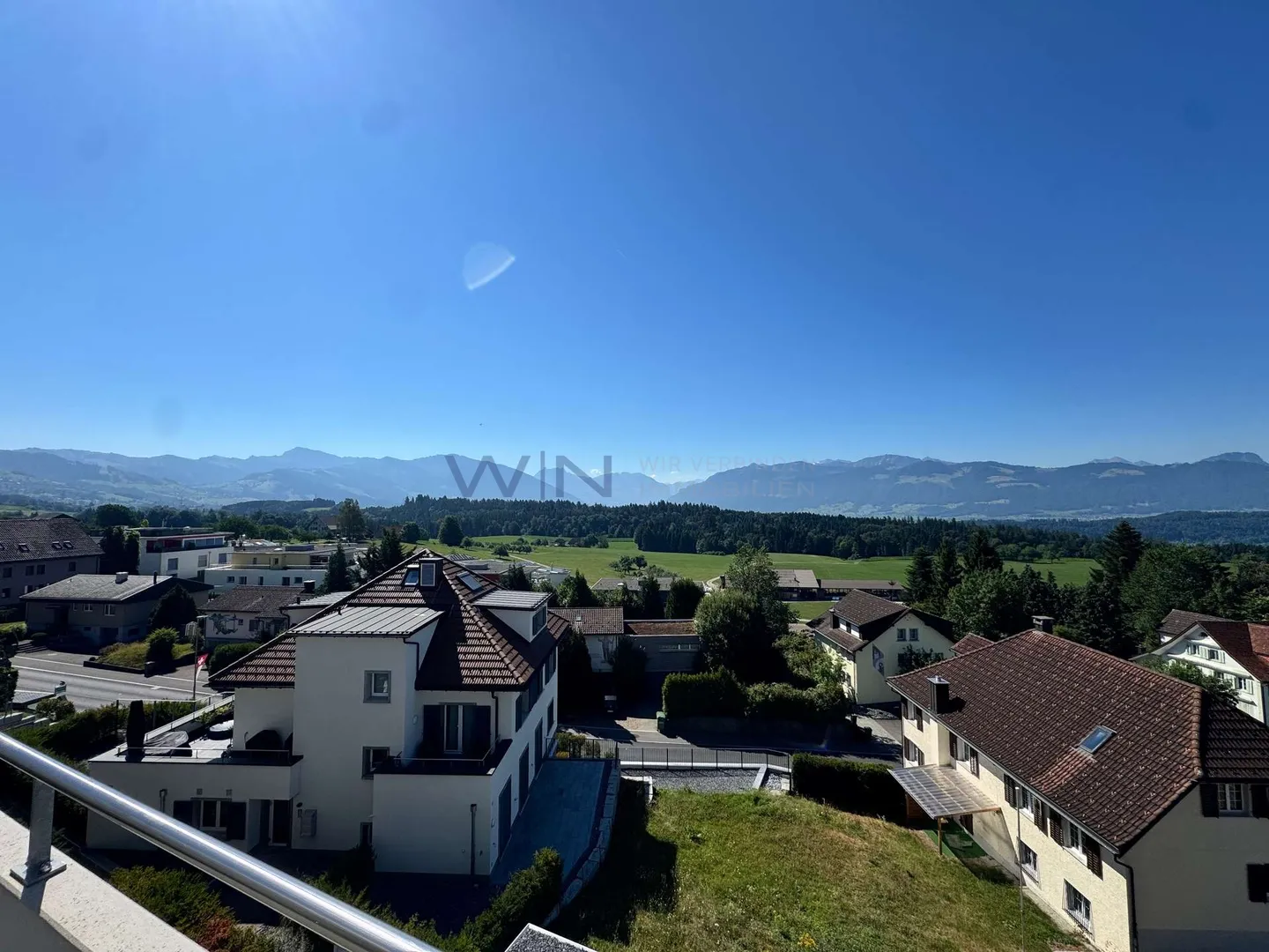 Exklusives Familienhaus mit Aussicht - Foto 1 von 10
