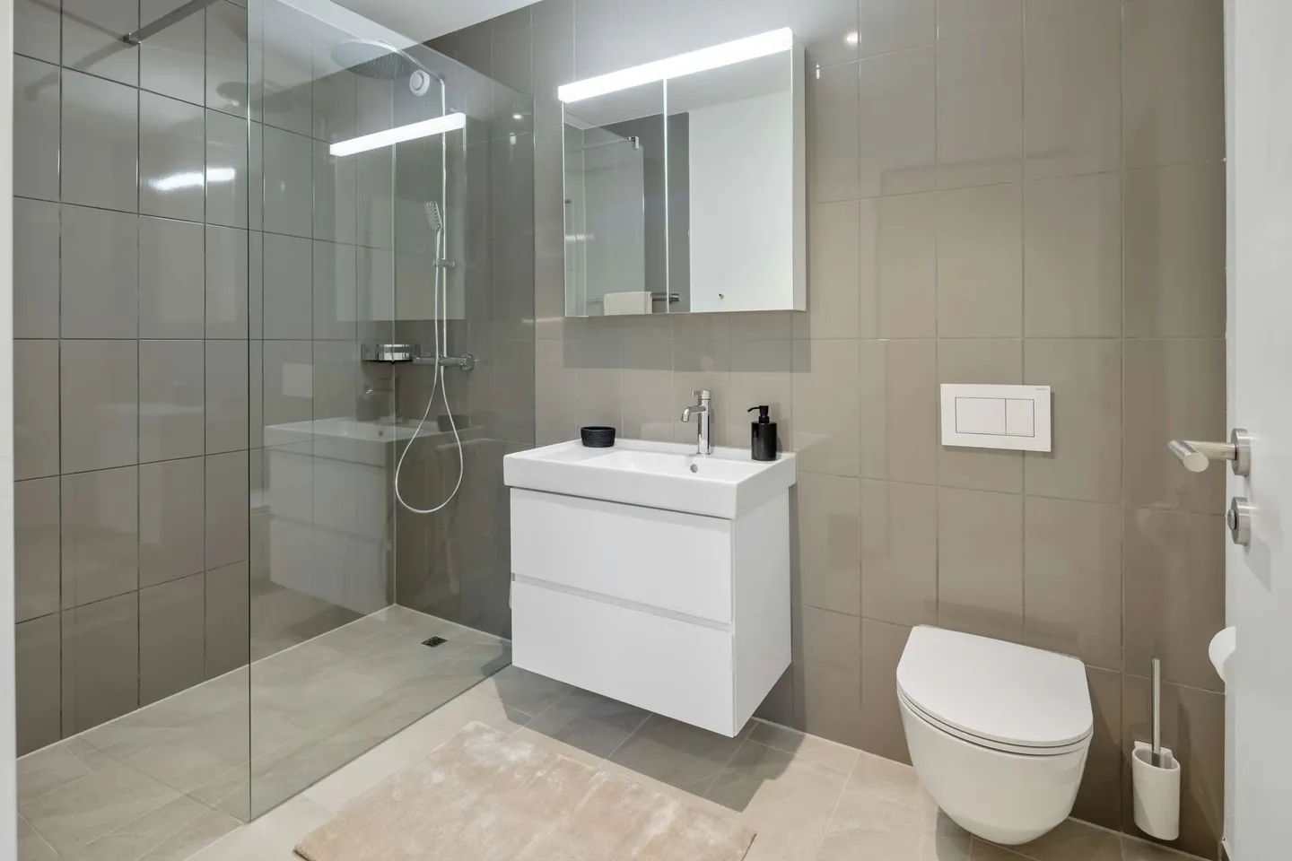 Exclusive Triplex Apartment in Zurich - Photo 9 of 13