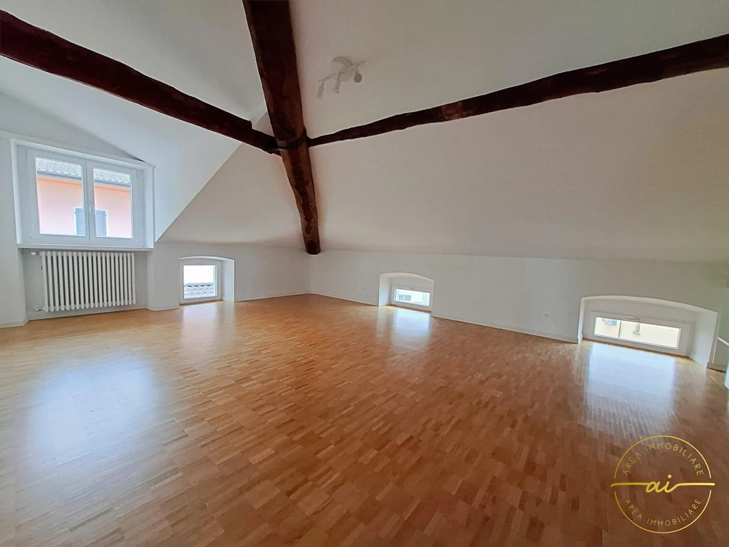 Apartment for rent - Photo 6 of 9