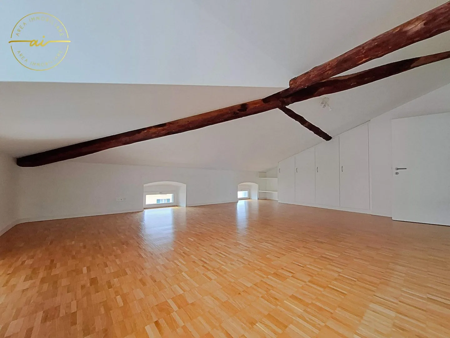 Apartment for rent - Photo 5 of 9