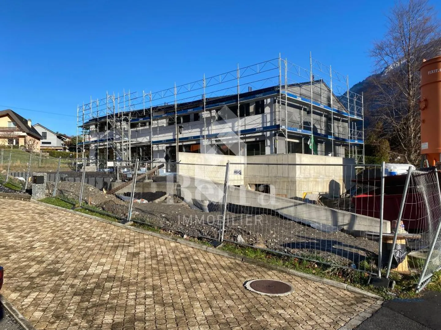 EVIONNAZ - Villa mitoyenne du mieu ! - Photo 1 of 13