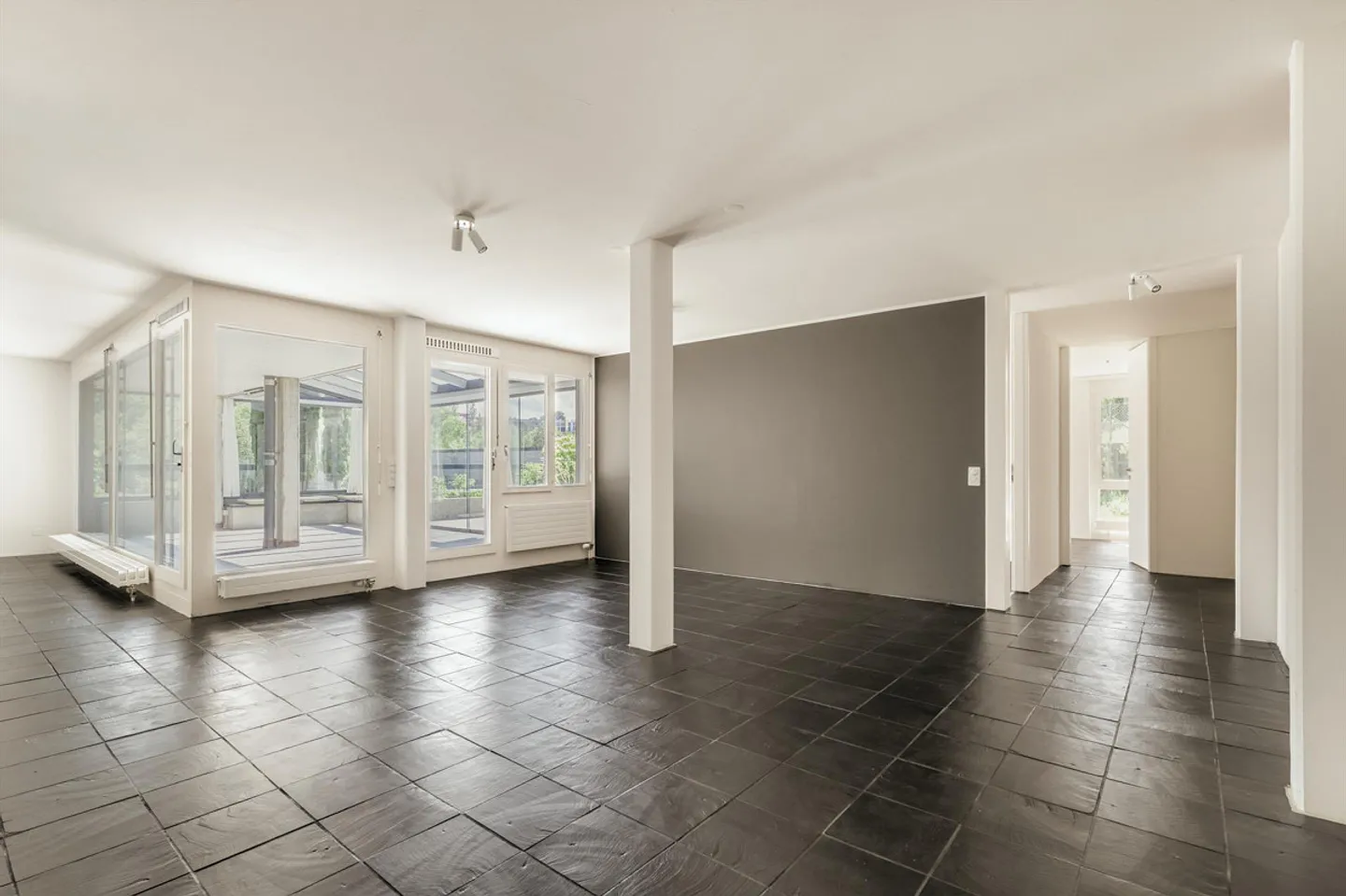 The dream of a terrace house with a large garden area in Bern - Photo 7 of 16