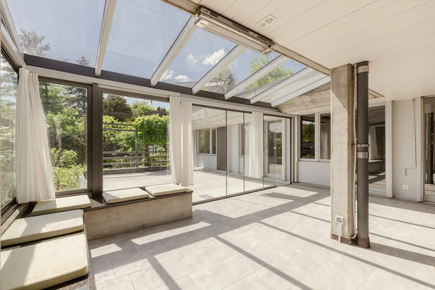 The dream of a terrace house with a large garden area in Bern - Photo 13 of 16