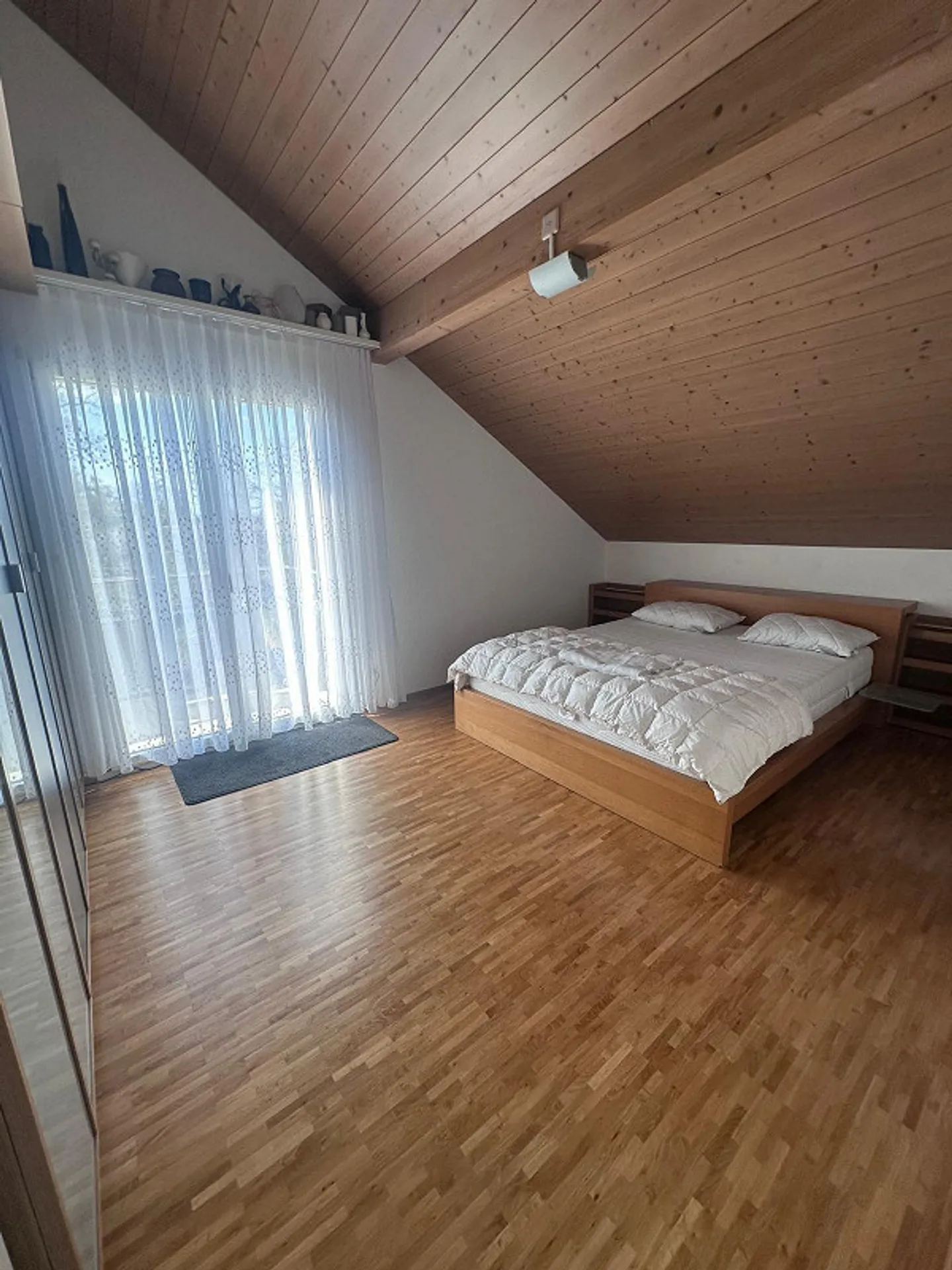 Furnished 3.5-room apartment available from now until the end of October - Photo 3 of 9