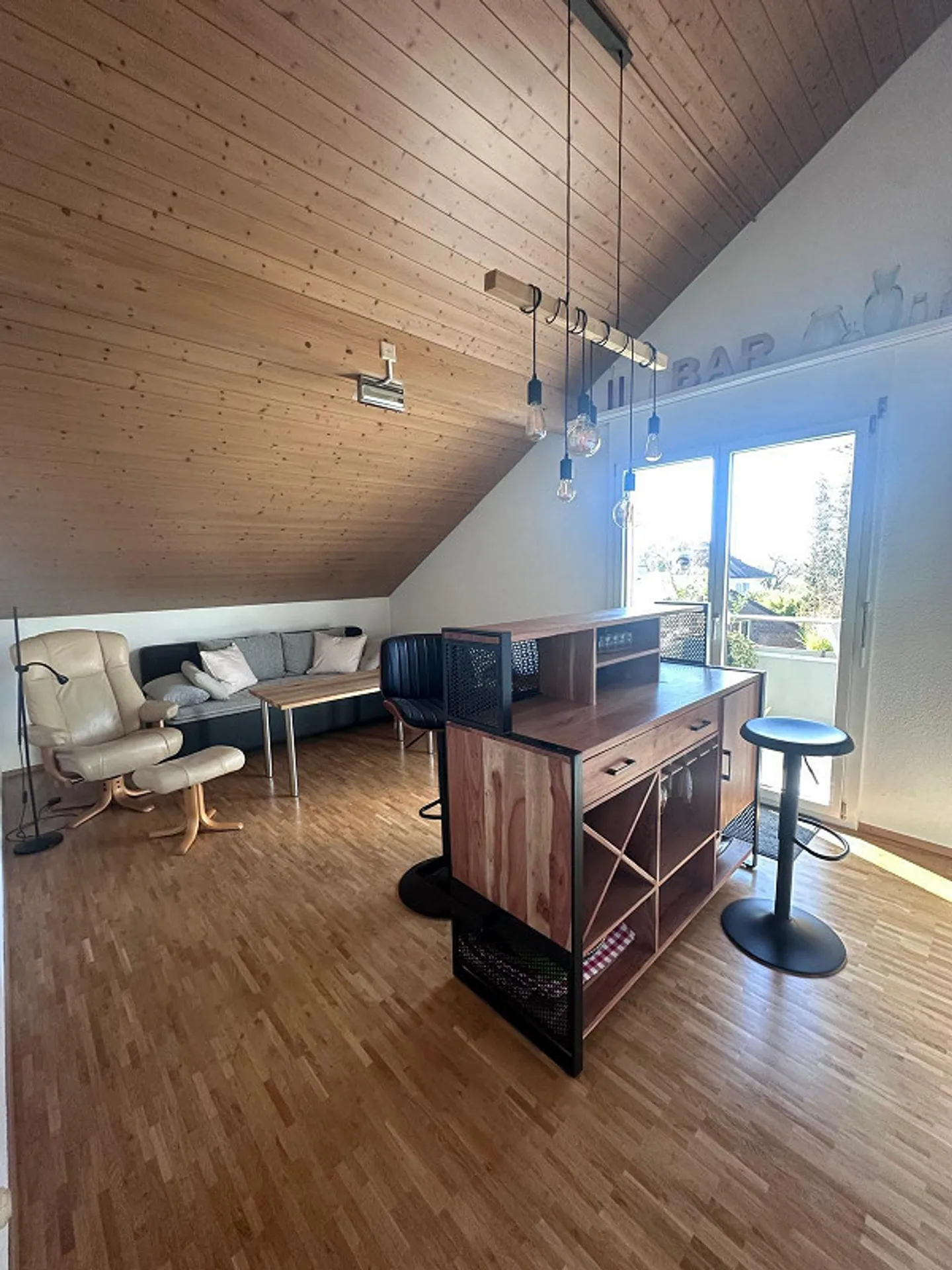 Furnished 3.5-room apartment available from now until the end of October - Photo 4 of 9