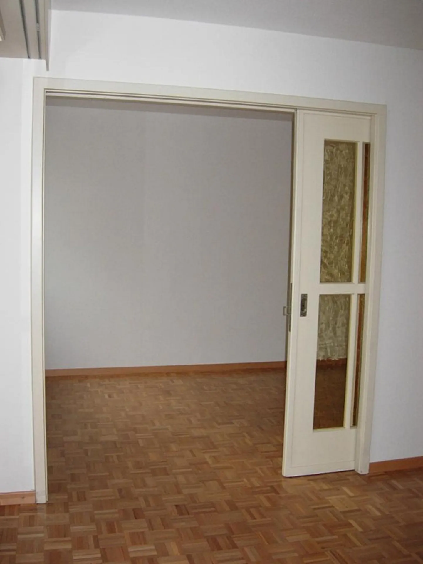 Subletting: Limited stay until June 30, 2027 - Photo 2 of 8