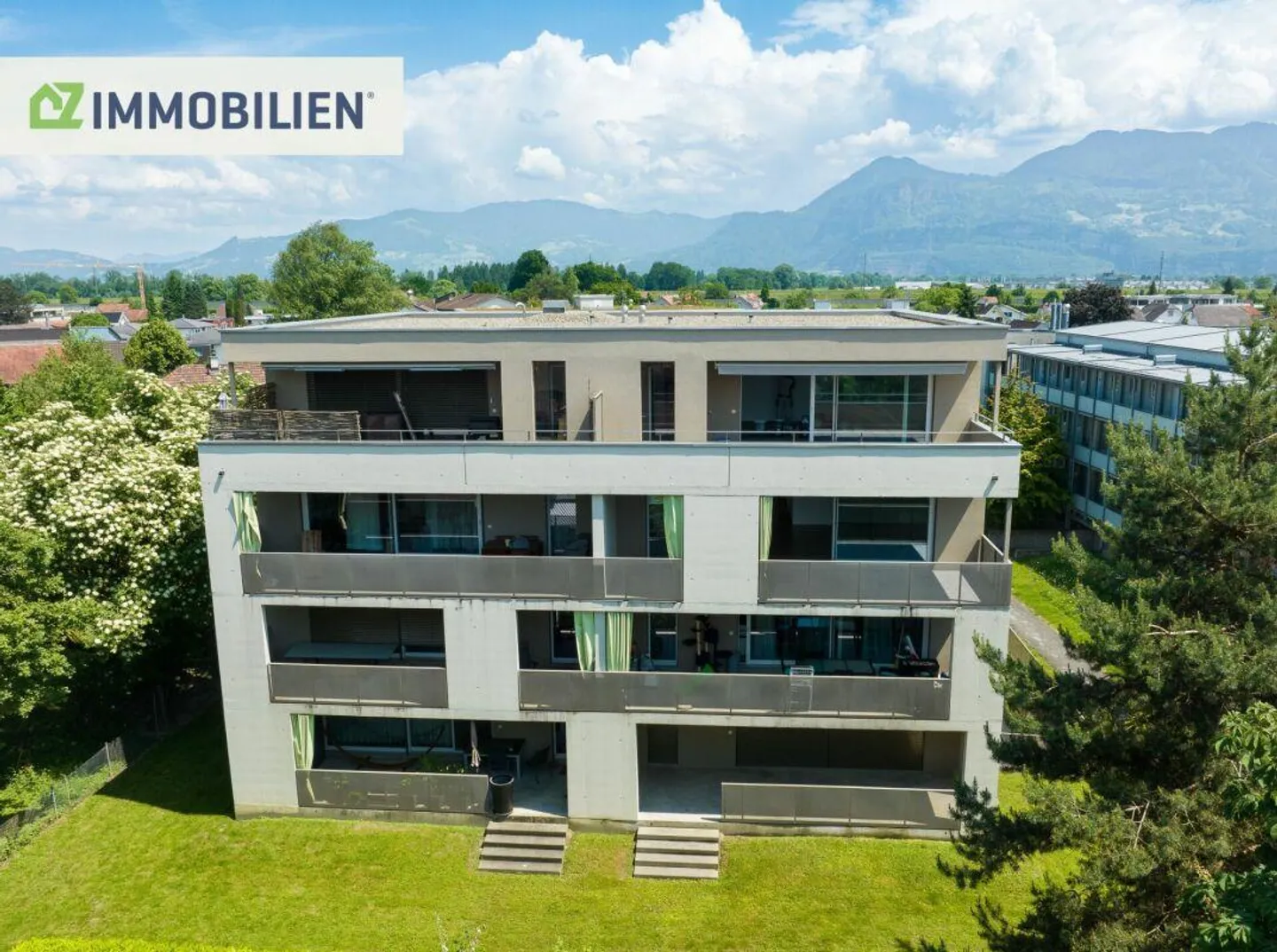Quiet and sun-drenched - Family paradise in Widnau - Photo 1 of 15