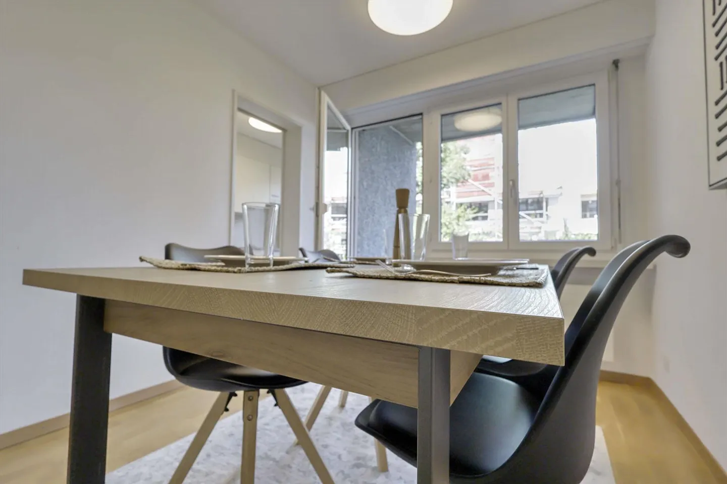 Coliving moderno con un ambiente verde e collegamenti in città a Zurigo-Affoltern - Foto 12 di 16