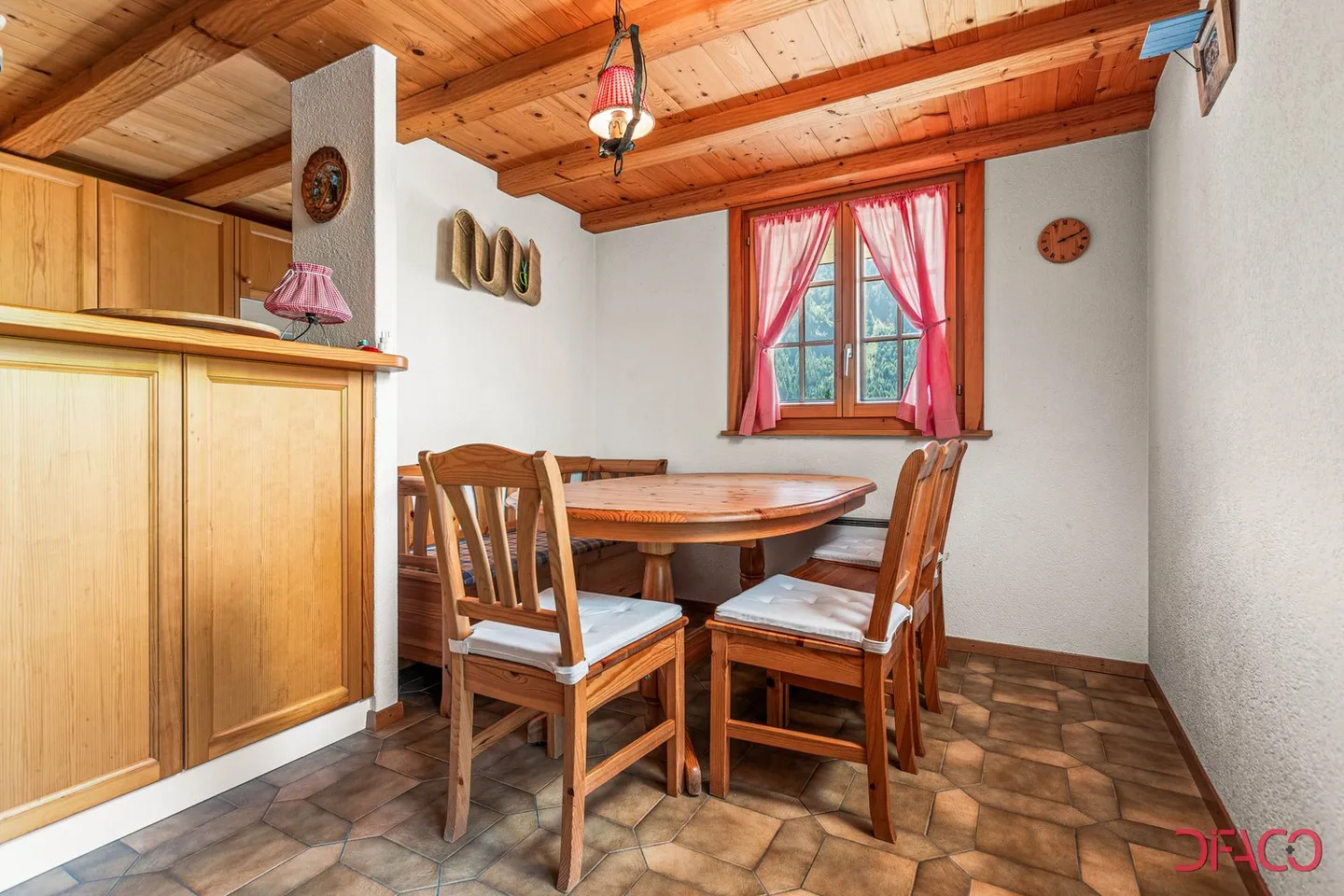 Affitto Settimanale - Mezza Chalet "Les Parchets" - Foto 3 di 13