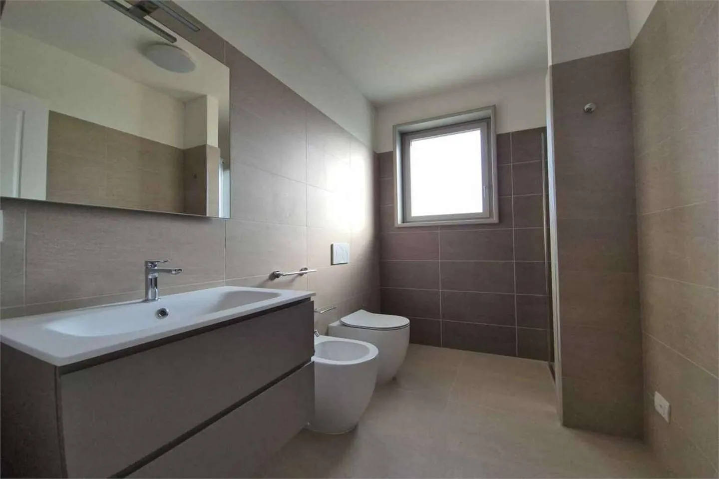 Appartement - Chiasso - Foto 6 von 10