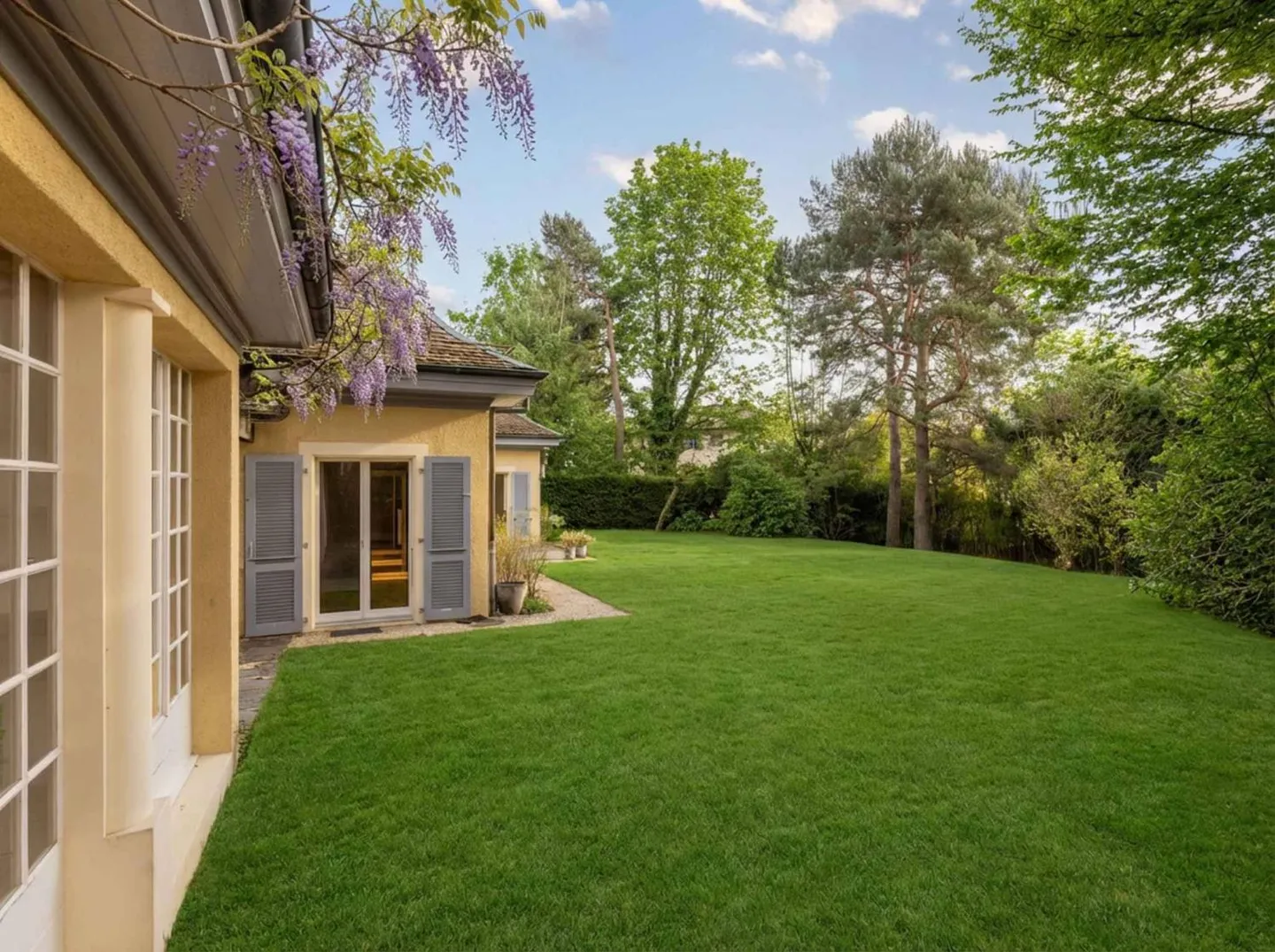 Lausanne : Maison familiale rénovée avec jardin extraordinaire - Photo 1 sur 13