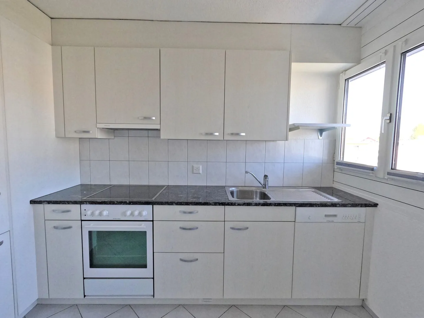 A Home to Arrive - Gossau! - Photo 2 of 10