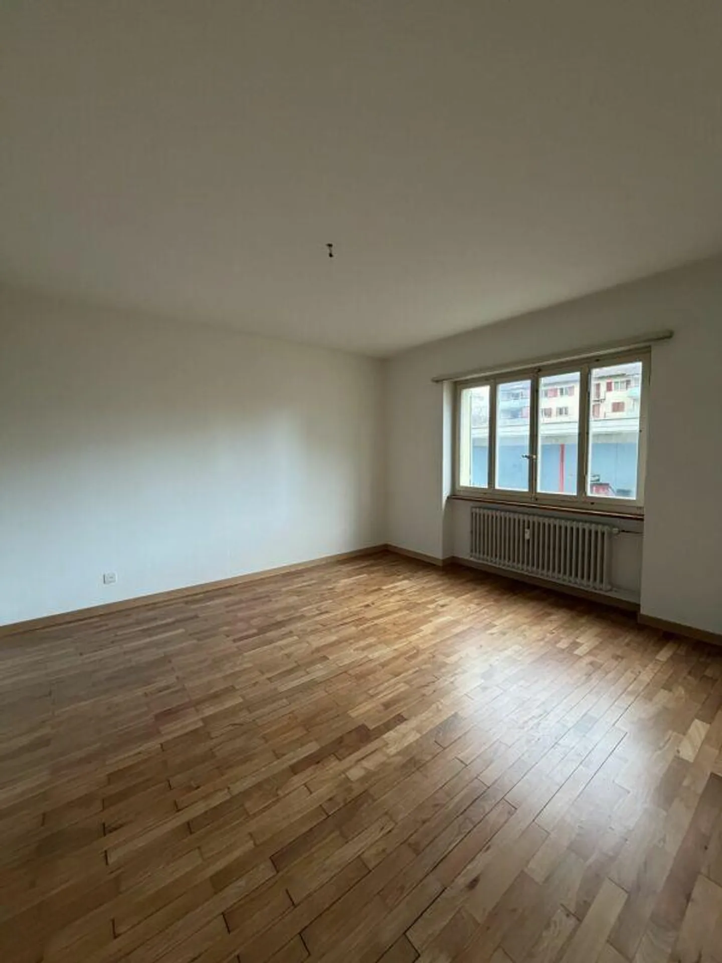4-room apartment ground floor right - Photo 1 of 7