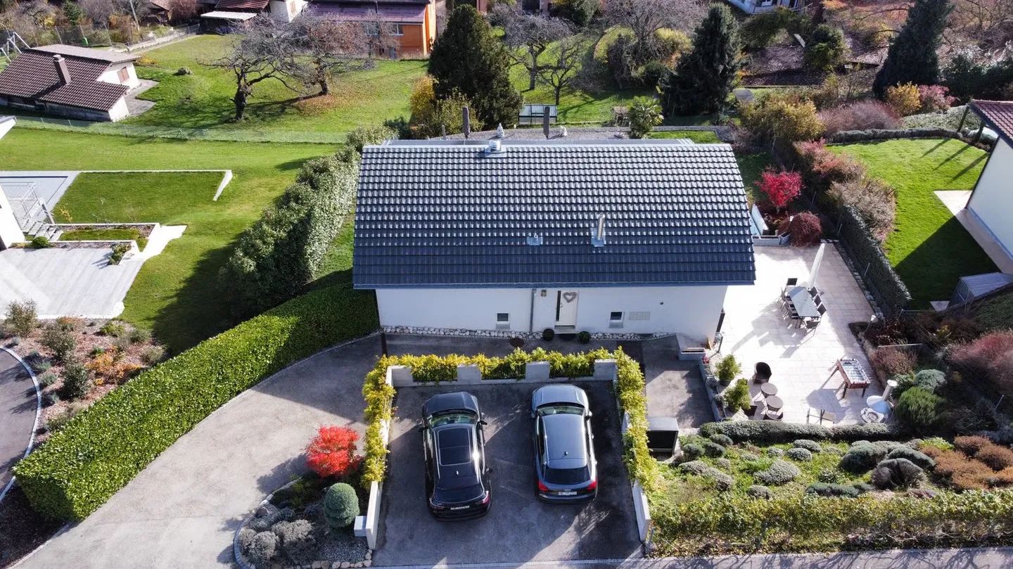 Villa with unobstructed view, spacious rooms and quiet surroundings – Vaumarcus - Photo 14 of 14