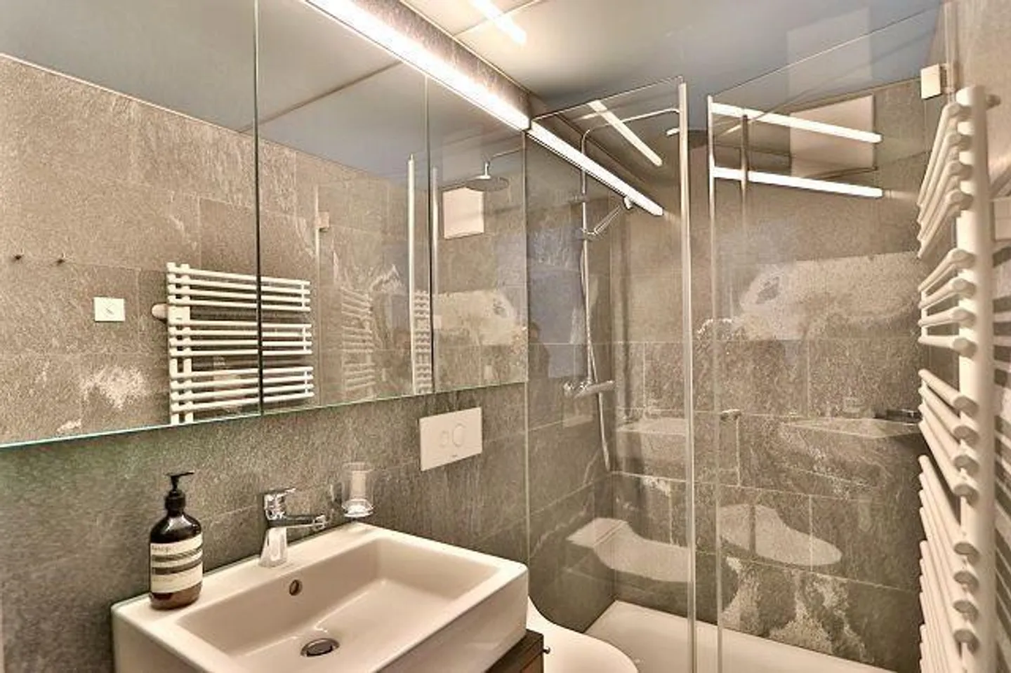«Patrizierhaus als B & B mit Rustico, Gartenanlage / casa patrizia come B&B con rustico e giardino» - Foto 26 di 54