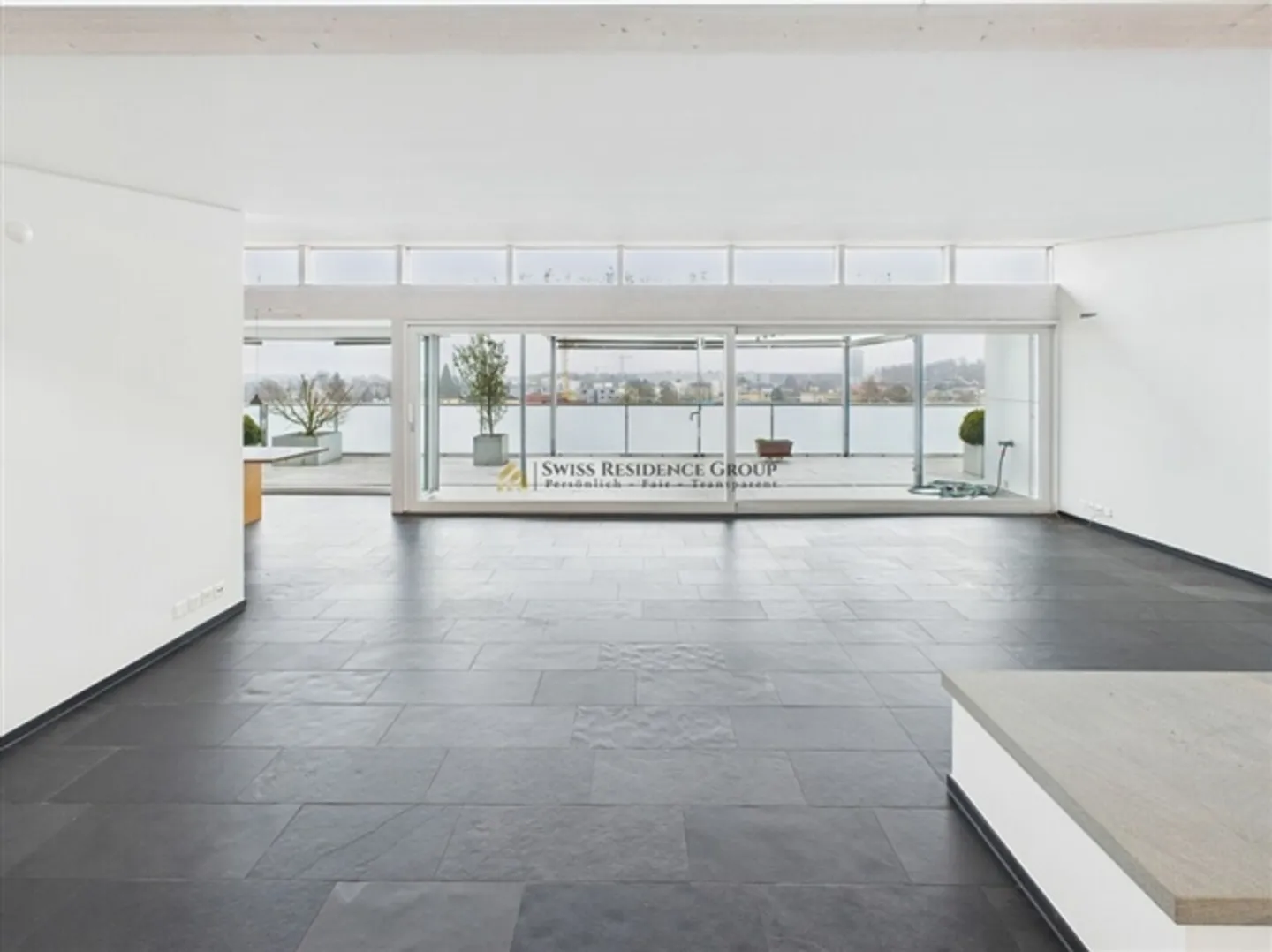 Luxuriöse Attikawohnung mit Terrasse - Foto 4 von 18