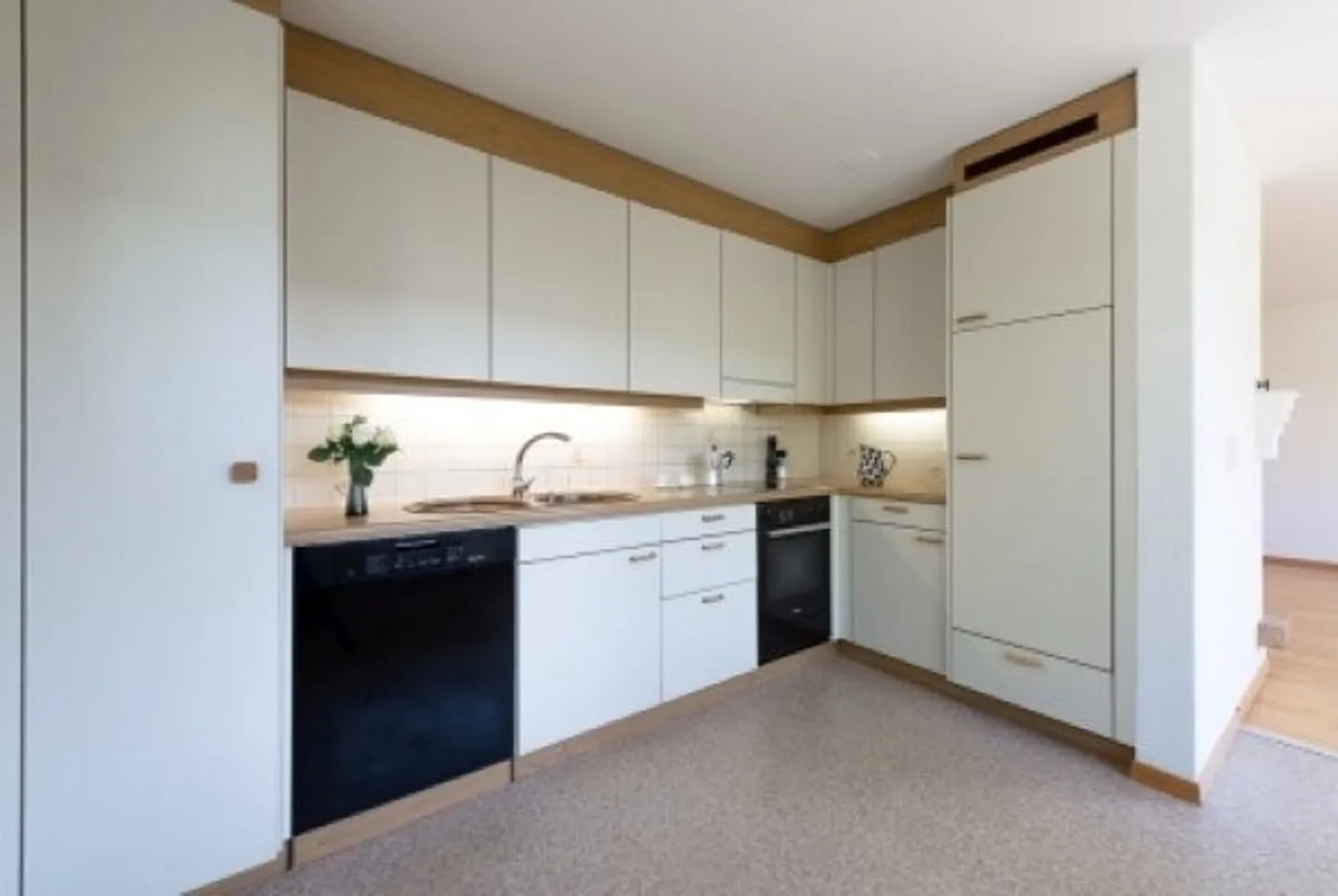 Appartement spacieux 4.5 pièces - Photo 6 sur 8