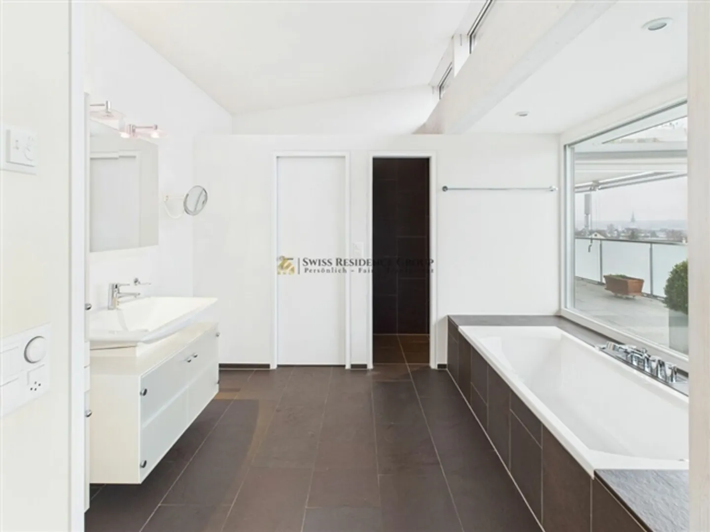 Luxuriöse Attikawohnung mit Terrasse - Foto 15 von 18