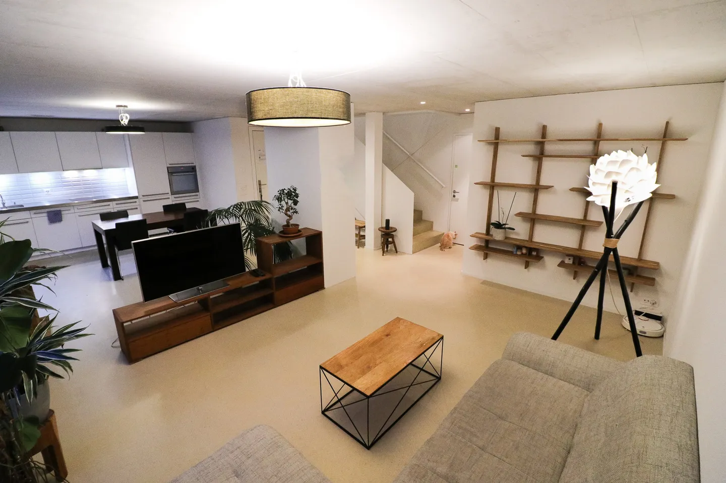 APPARTEMENT 3½ PIÈCES À DÜBENDORF (ZH), MEUBLÉ, TEMPORAIRE - Photo 1 sur 5