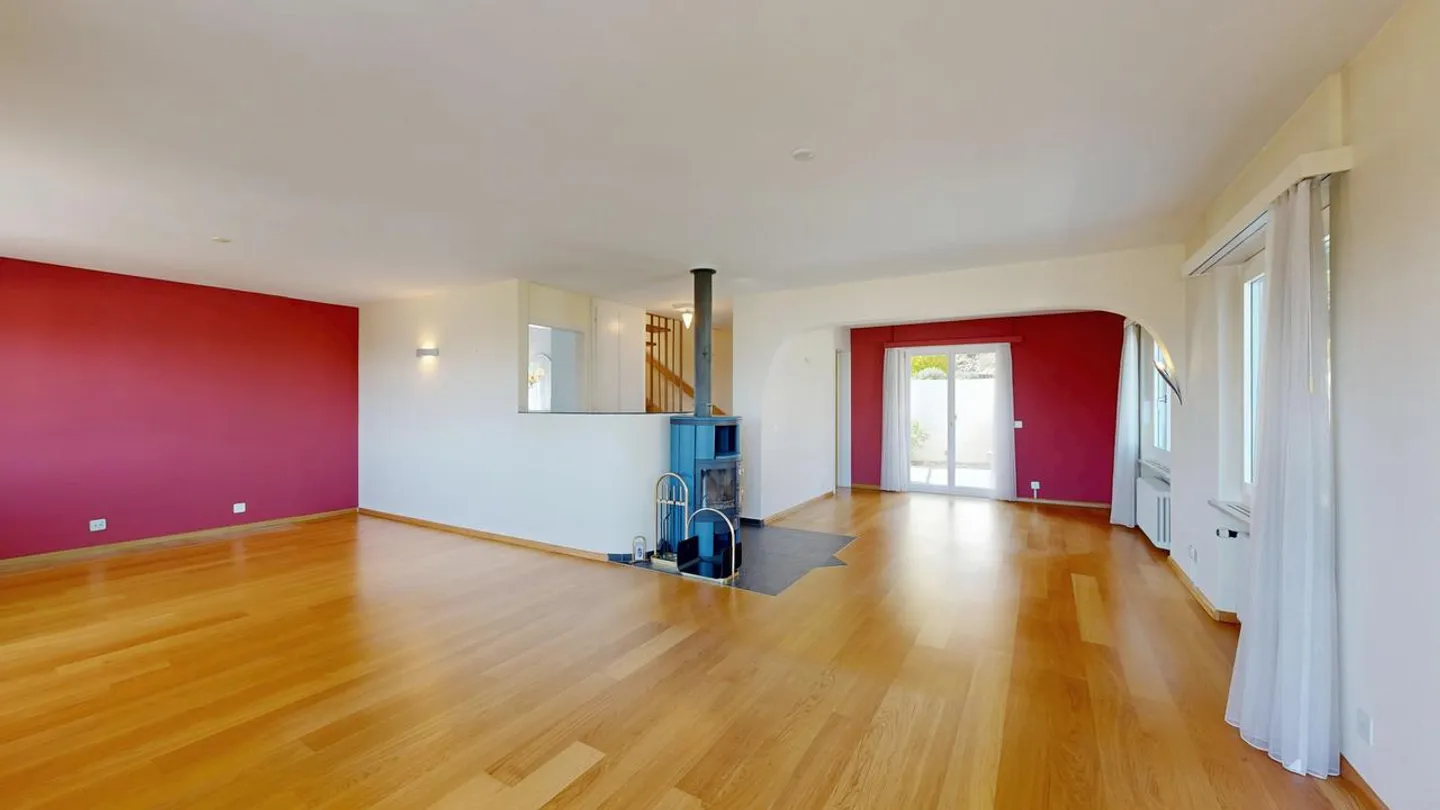 Ampia casa unifamiliare di 5,5 stanze con vista fantastica - Foto 7 di 21