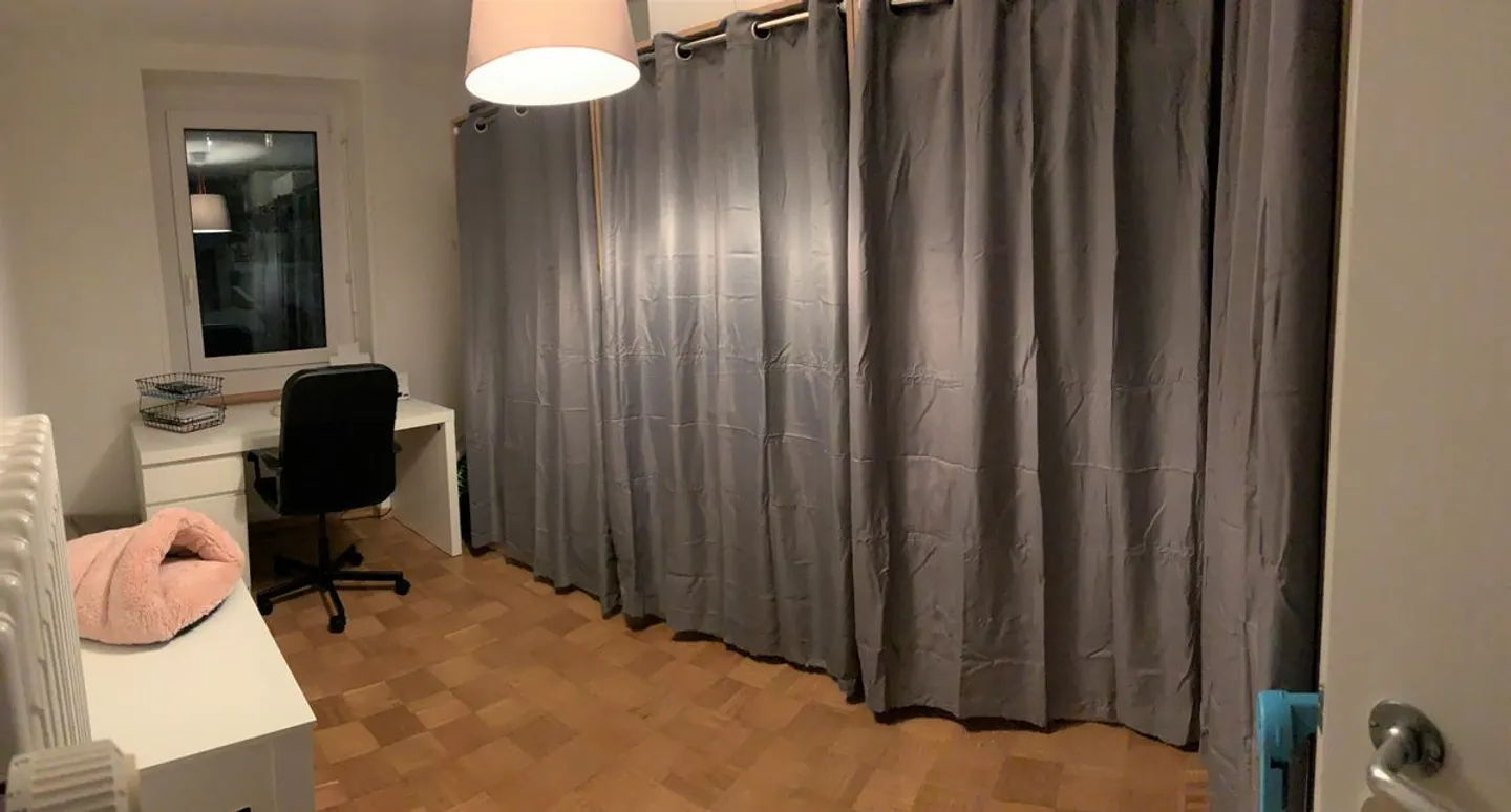 Wohnung mit 3.5 Zimmern im 2. Stock - Foto 2 von 7