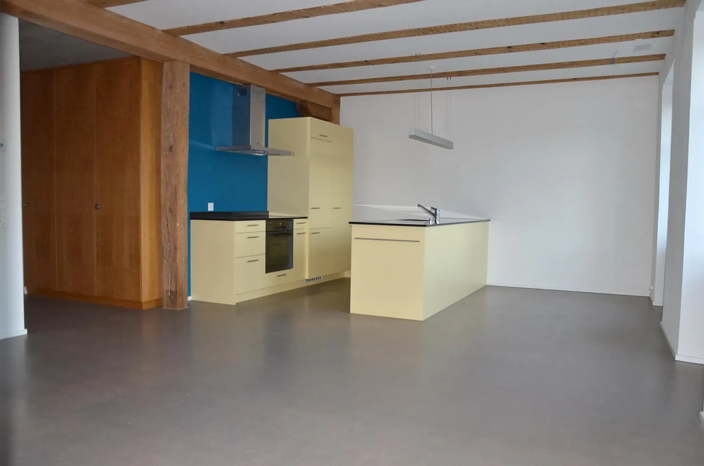 Appartamento moderno 2.5 locali nella migliore posizione - Foto 2 di 7