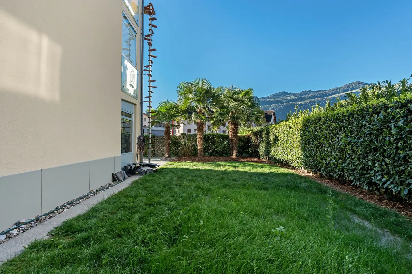 Bellissimo appartamento giardino 4.5 locali con giardino d'inverno - Foto 14 di 19