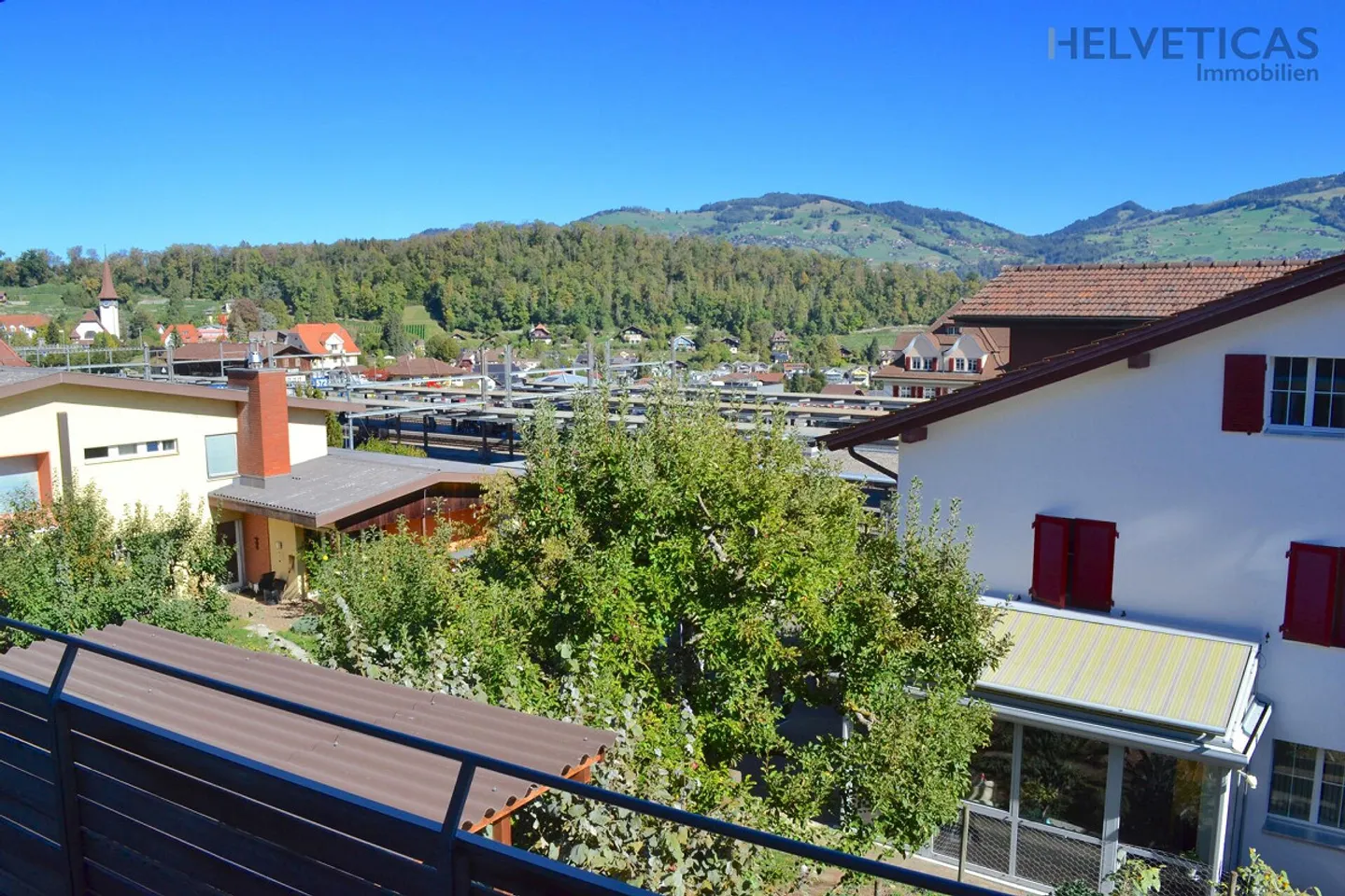Charming 4.5-room terraced house in Spiez with beautiful views... - Photo 26 of 42