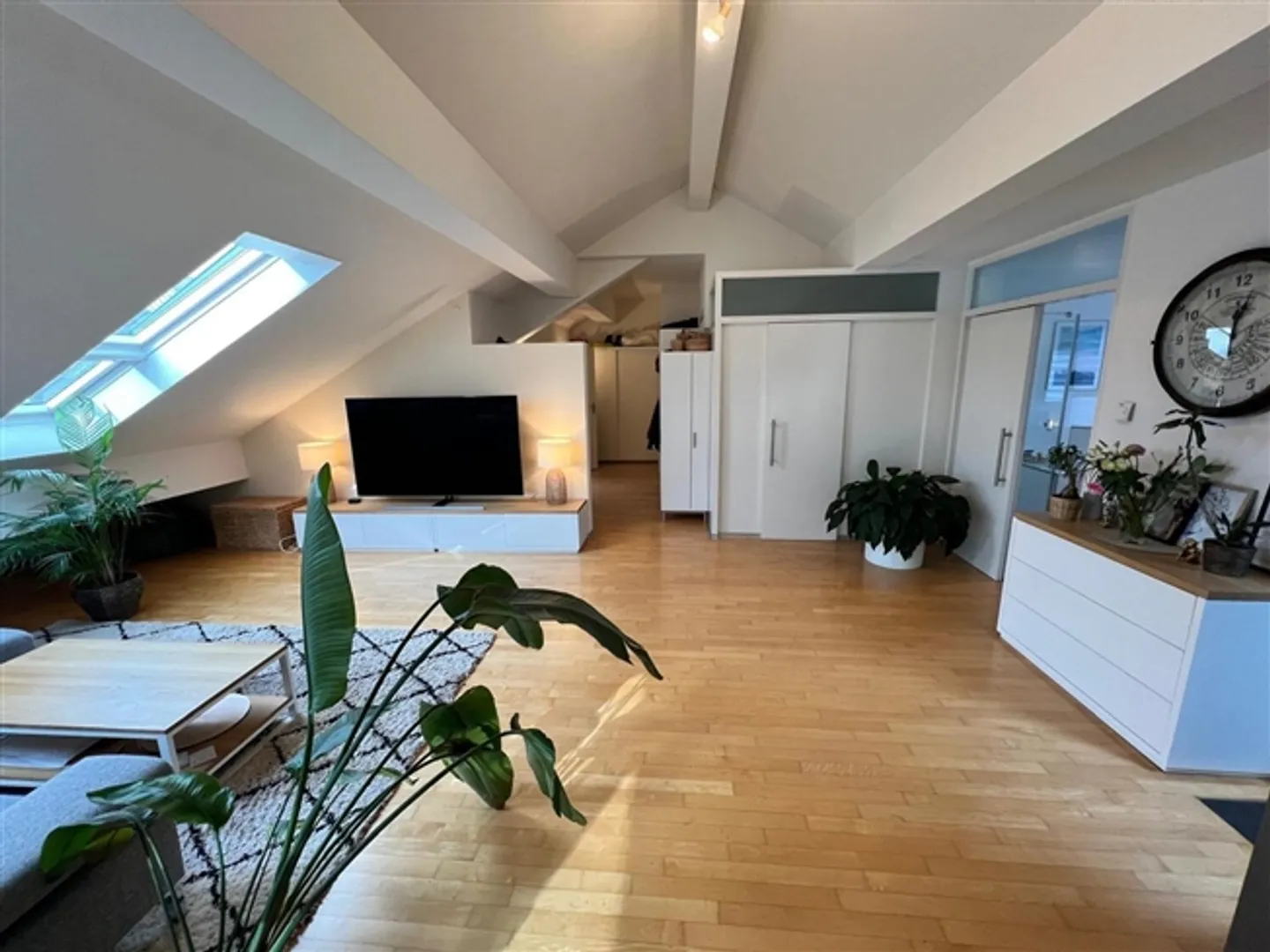 Appartement 3½ pièces à Zurich - Quartier 2 Enge, meublé, temporaire - Photo 2 sur 10