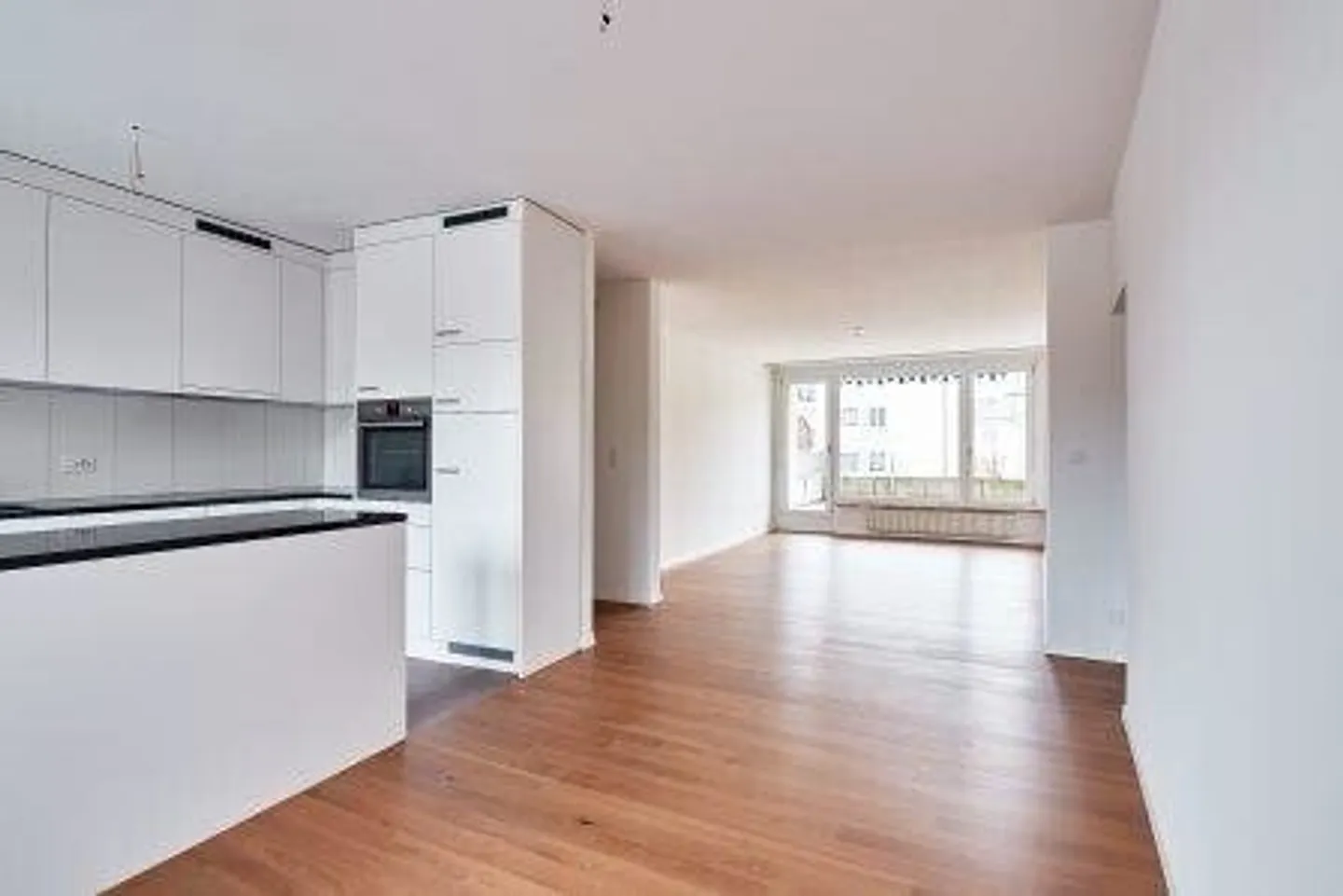 Appartamento moderno con bella terrazza! - Foto 2 di 8