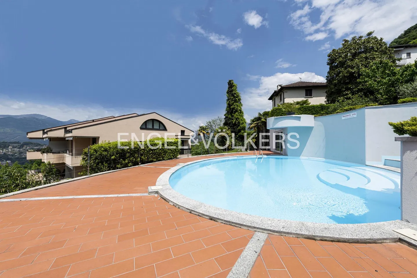 RISERVATO Helles Duplex mit Panoramablick in Aldesago - Foto 13 von 15