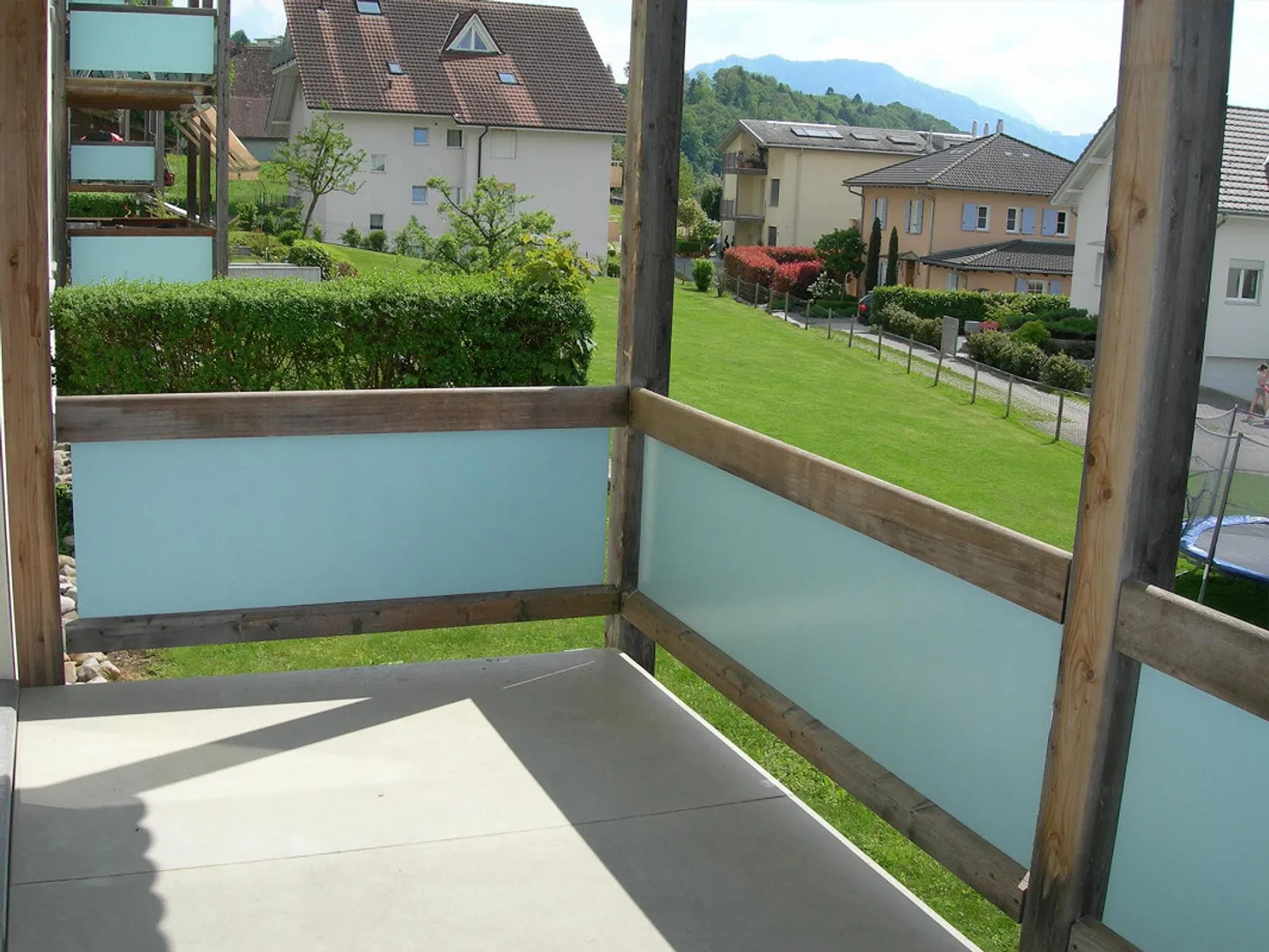 Quality of life with lake breeze bright apartment in Greppen - Photo 1 of 13
