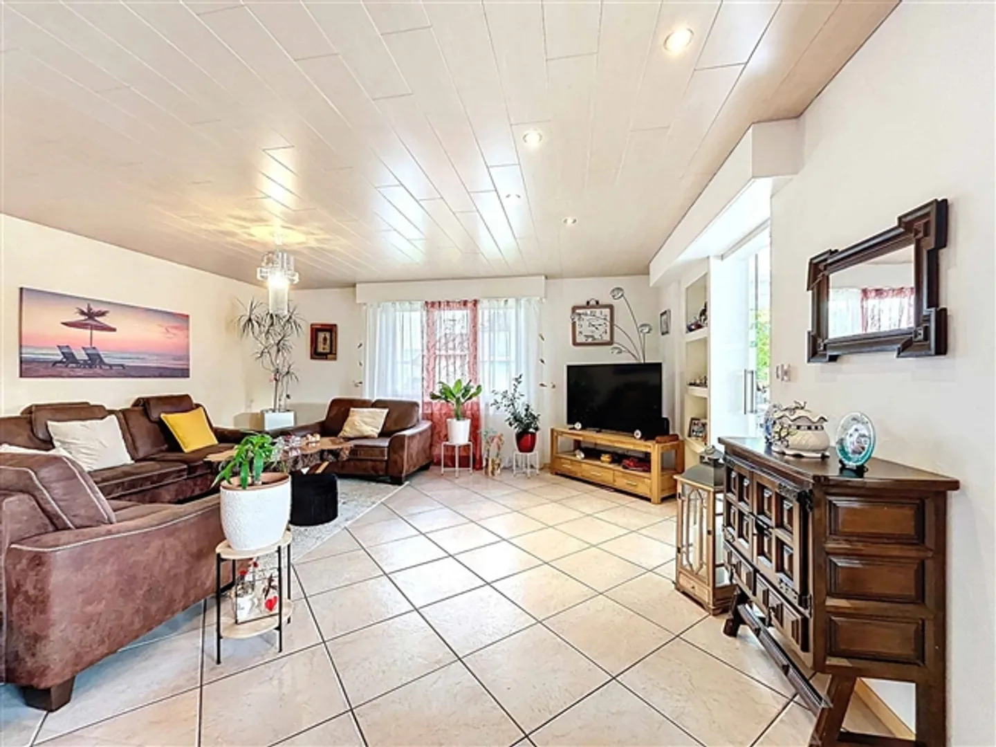 Charmante villa de 4,5 pièces, transformée en villa de 5,5 pièces avec chambre supplémentaire - Photo 3 sur 12