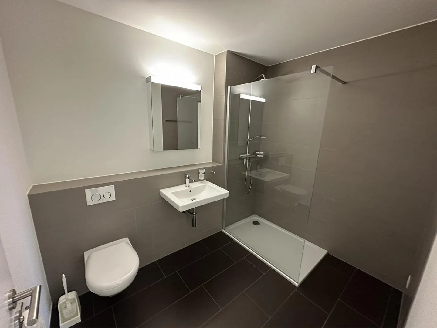 Haute norme de construction, emplacement calme, quartier familial - Photo 11 sur 17