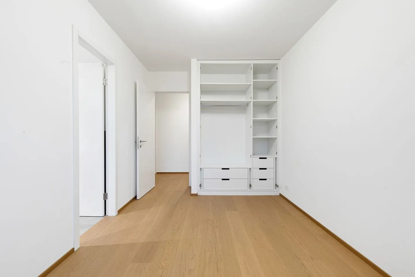 Prime location just steps from the lake - Photo 9 of 11