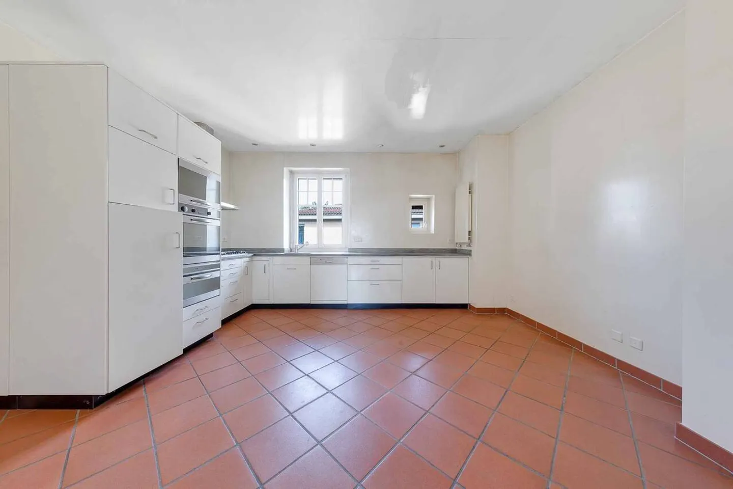 Penthouse d'exception avec balcons - Photo 5 sur 10