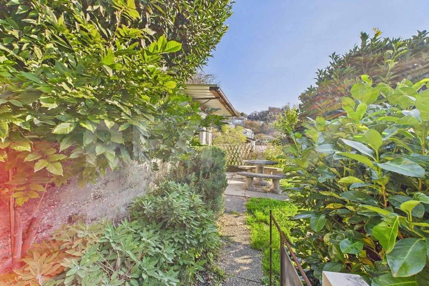 Two-family house in the hills with a view of the lake, the Magadino plain... - Photo 5 of 13