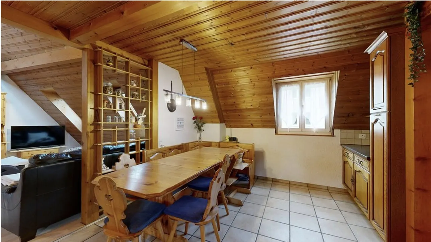 Incantevole appartamento duplex di 4,5 stanze con terrazza - Foto 8 di 9