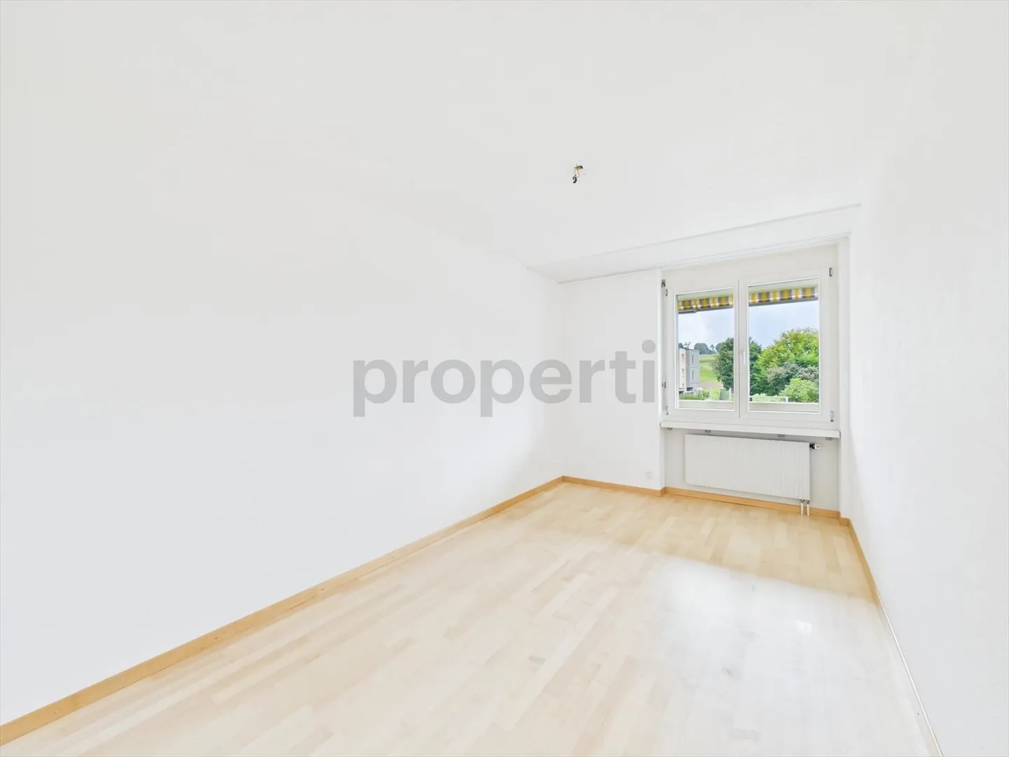 Grosszügige und helle 5.5-Zimmer Familienwohnung in Schwarzenburg - Foto 6 von 13