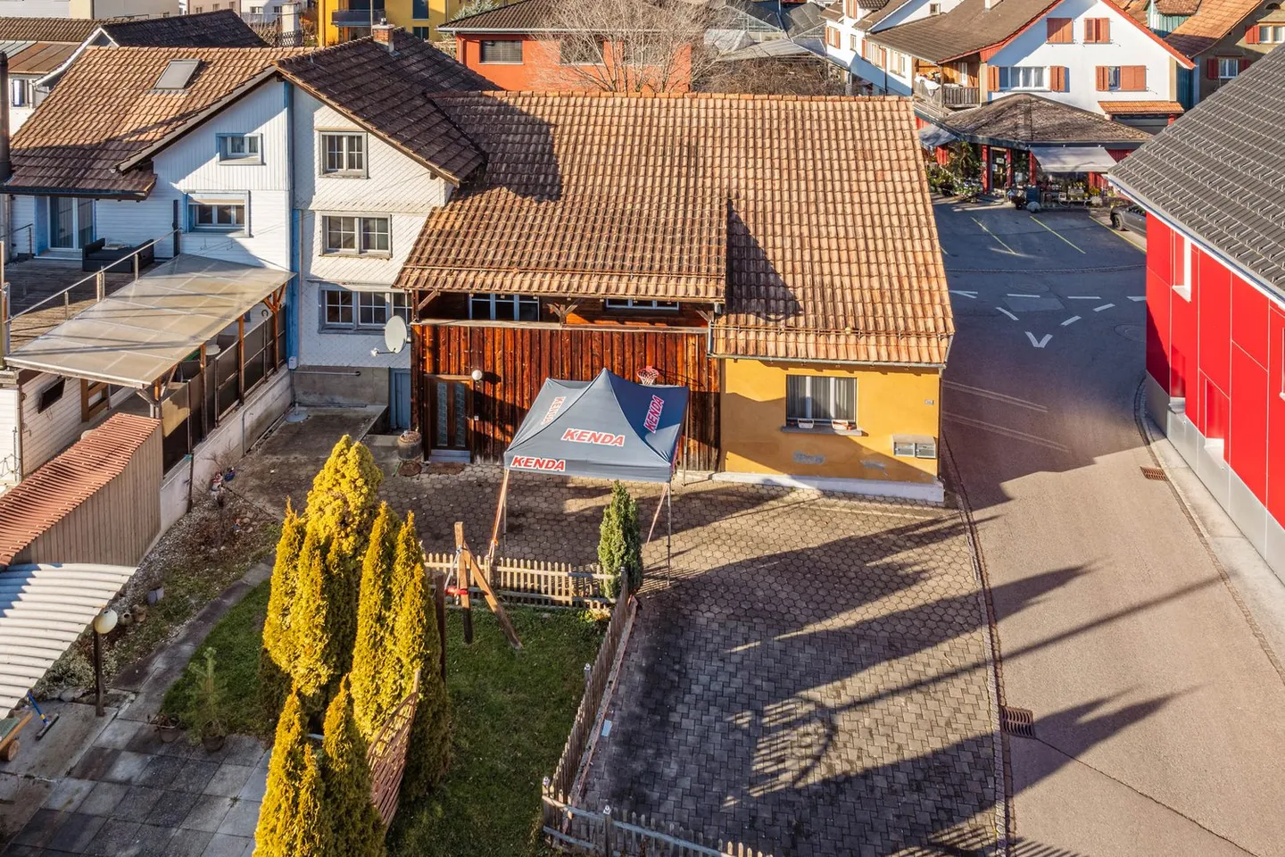 Idylle familiale avec appartement supplémentaire - Photo 1 sur 10