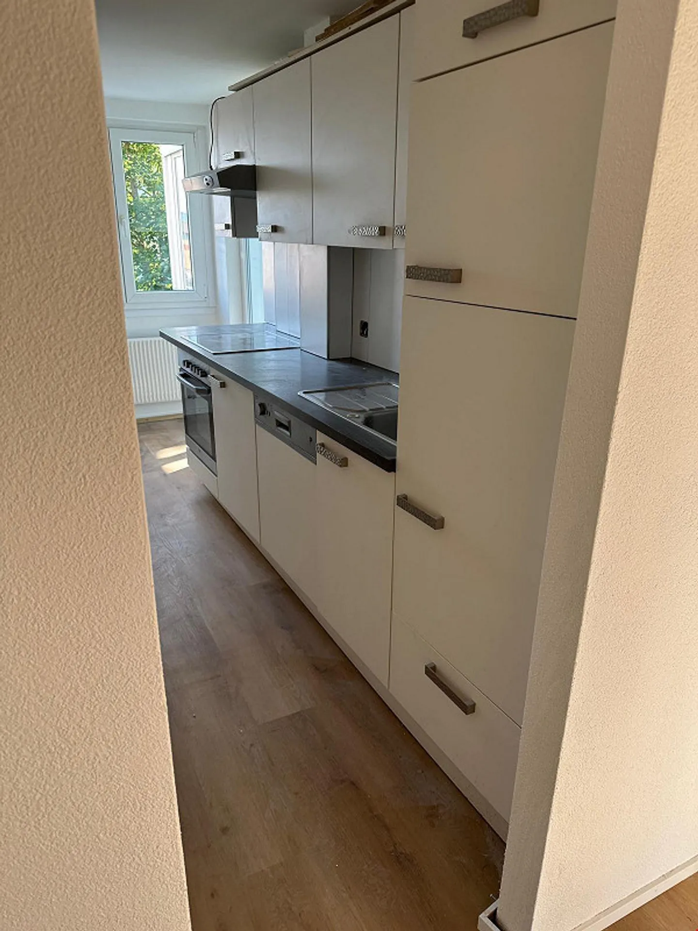 Appartamento ristrutturato con 3 stanze in una bella posizione - Foto 3 di 7