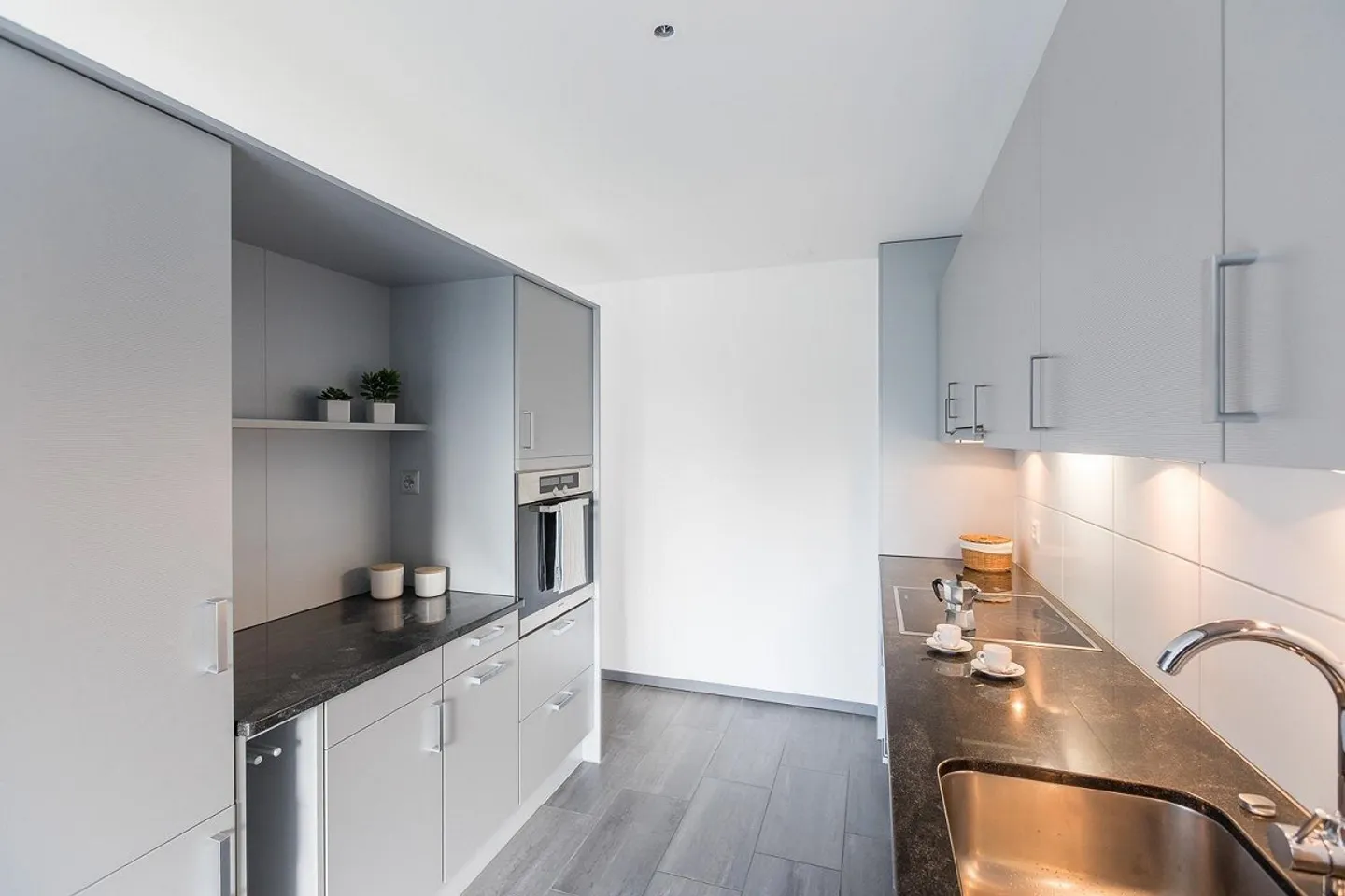 4 ½-Zimmer-Wohnung mit eigenem Waschturm - Foto 2 von 9