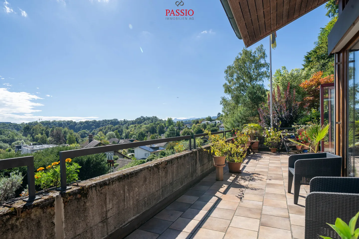 Well-maintained 5.5-room house with winter garden &amp; magnificent view - Photo 17 of 33