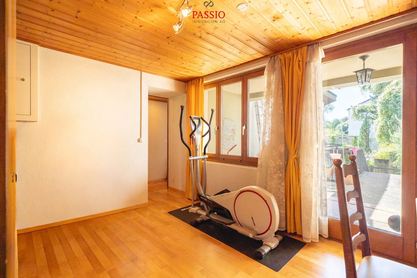 Well-maintained 5.5-room house with winter garden &amp; magnificent view - Photo 25 of 33