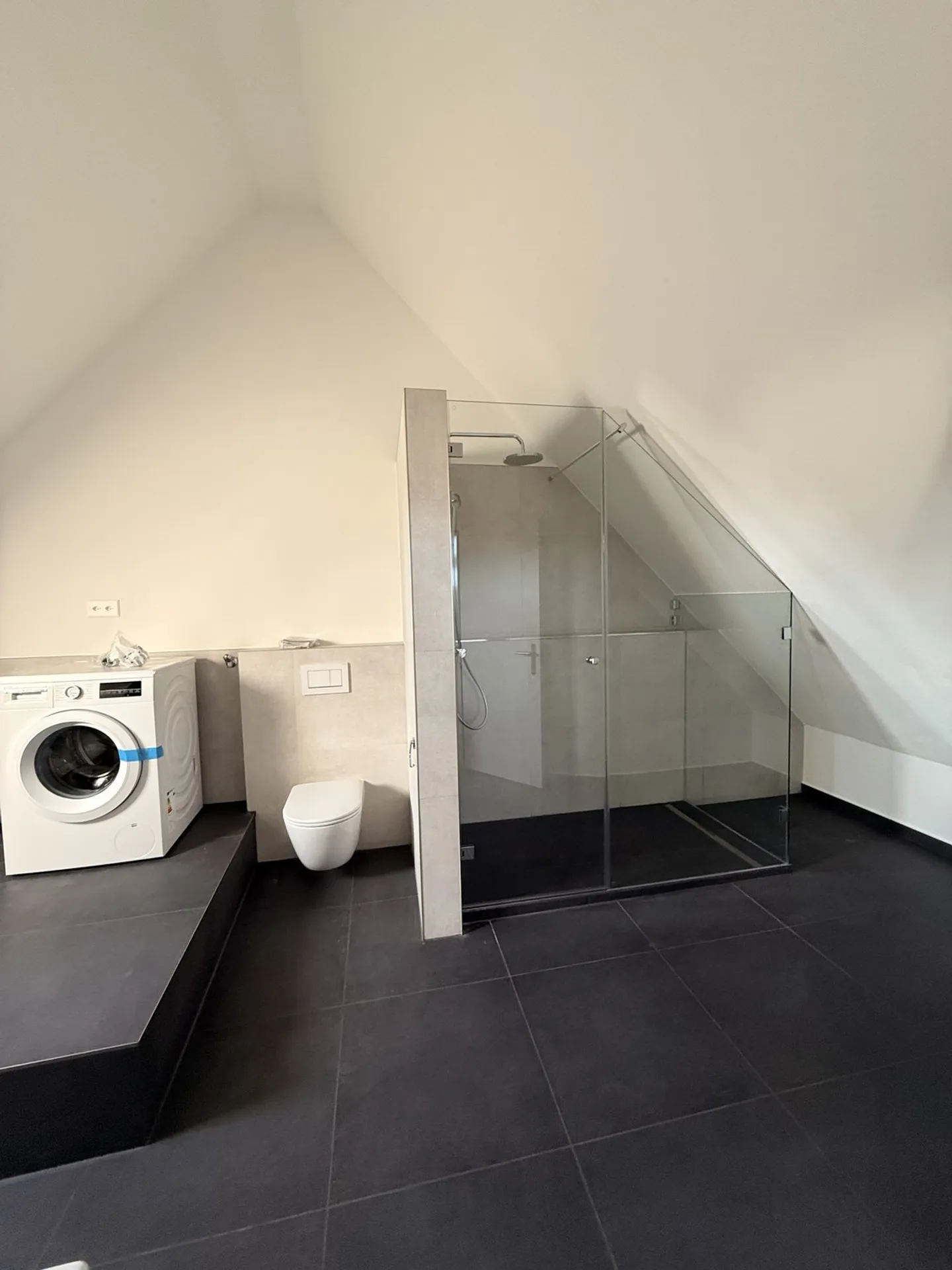 Exclusive Living with Character – Completely Renovated Apartments in a Historic Timber House - Photo 9 of 11