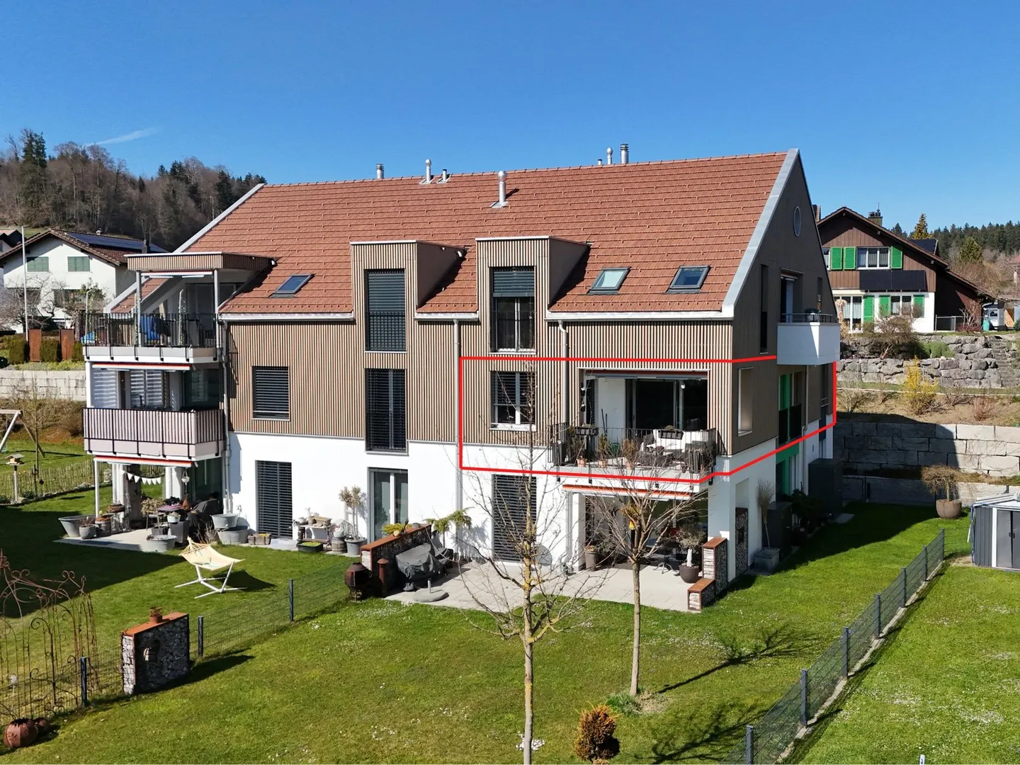 Attrayant et vivable – Appartement moderne de 3,5 pièces avec loggia sud ensoleillée - Photo 4 sur 12