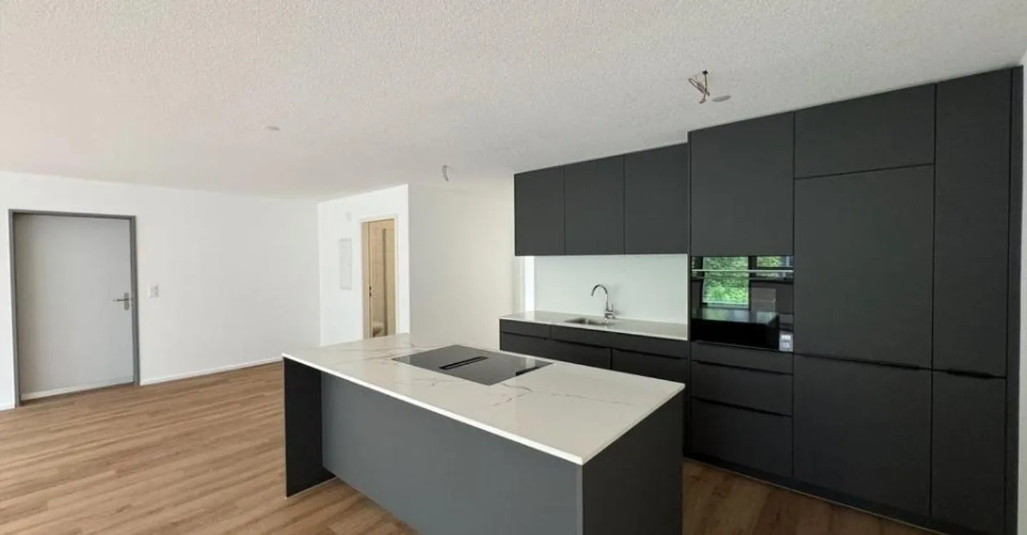 Un grande e moderno appartamento in affitto a Grenchen! - Foto 2 di 4
