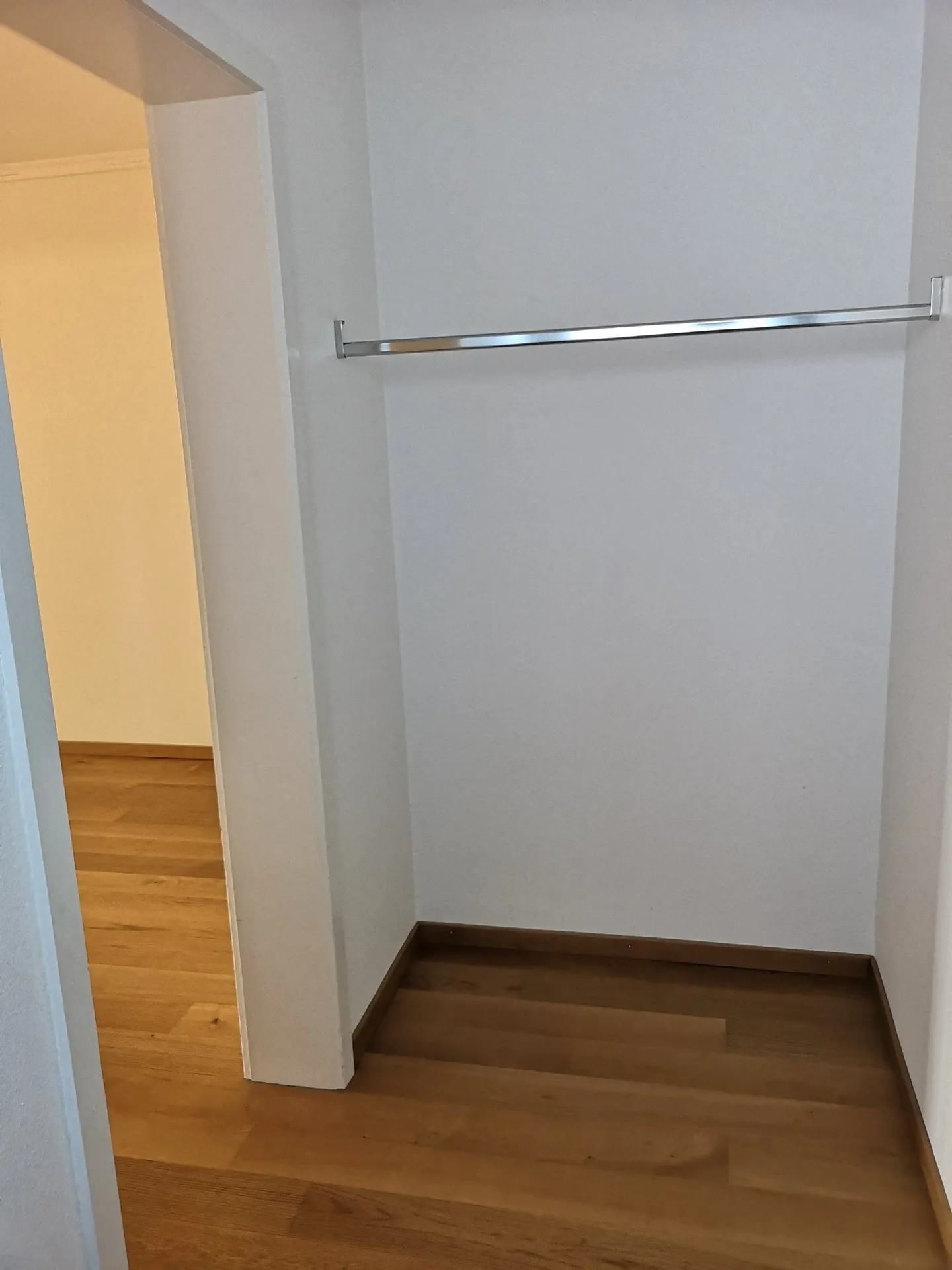 Appartamento moderno di 6,5 stanze, standard proprietario, quartiere di Wittigkofen (senza auto) - Foto 8 di 23