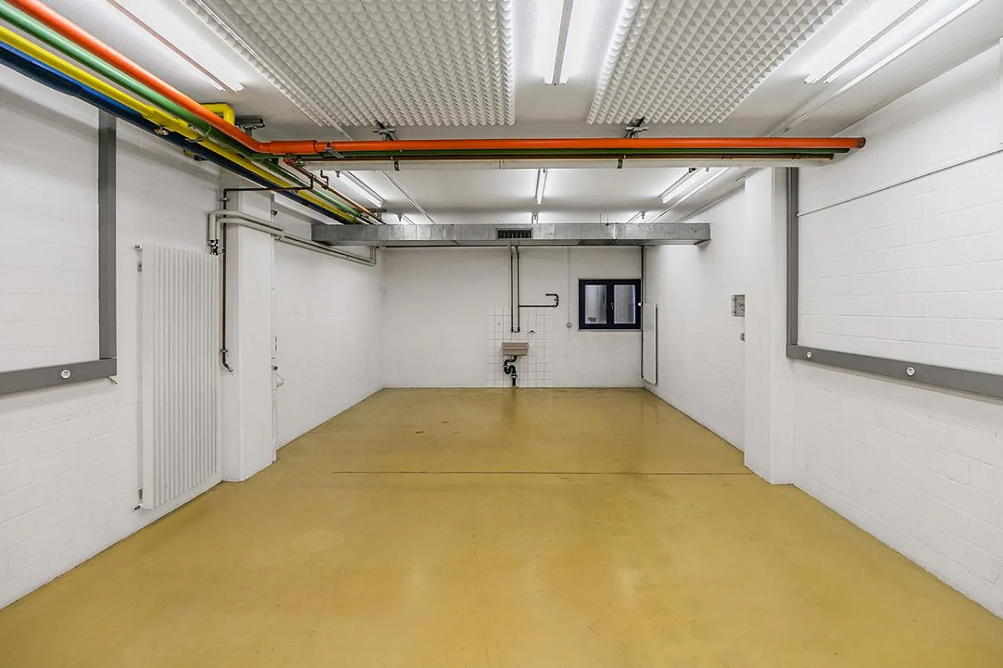 Studio, Ufficio e Magazzino - Foto 2 di 7